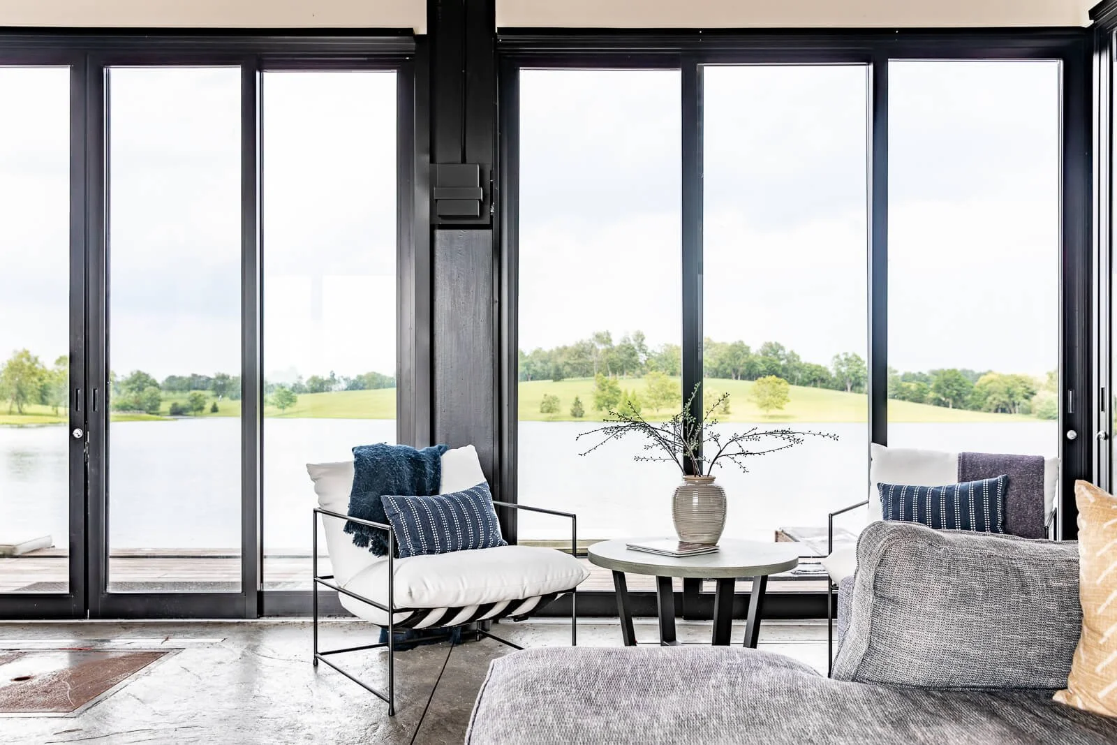 N⁰.10 — Design Link INTERIORS