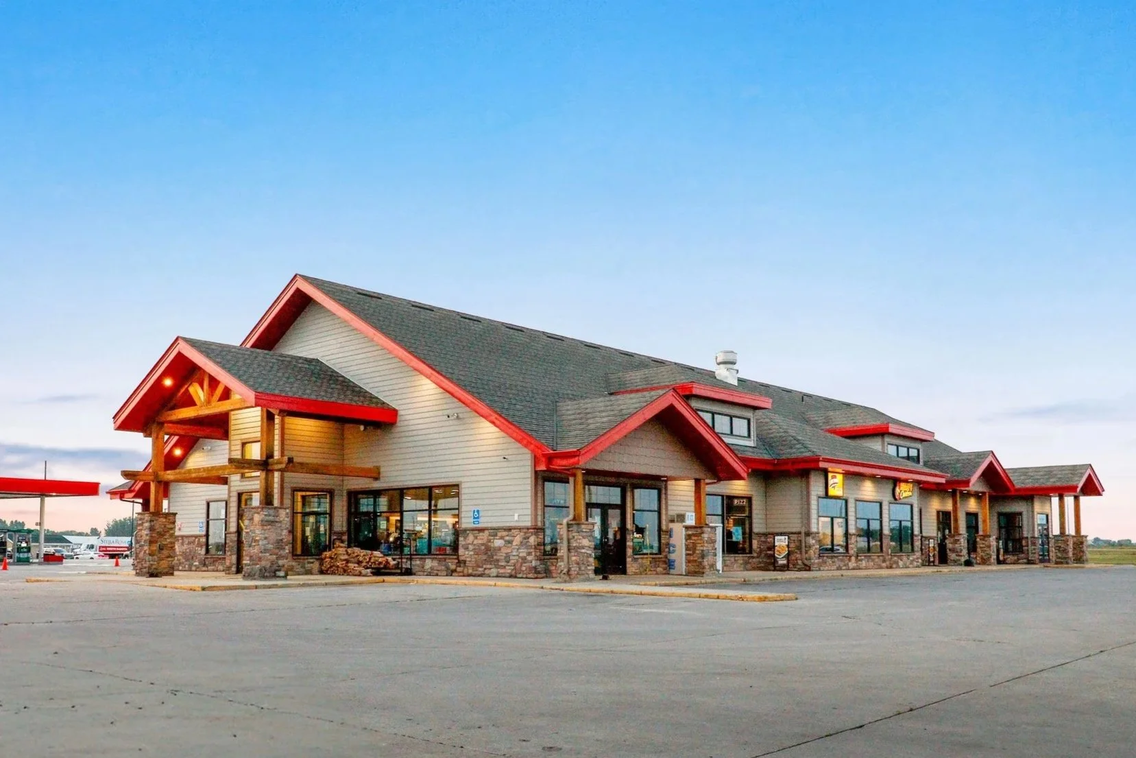 Cenex East Travel Plaza - Devils Lake, ND