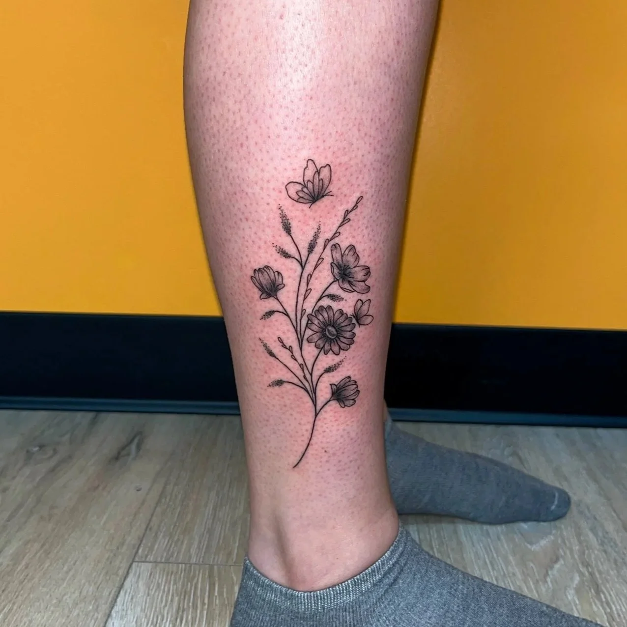 floral tattoo by dulce Espino in Wilmington DE at Ink Oasis tattoo studio.