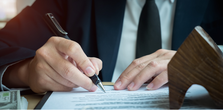 signedcontractstock
