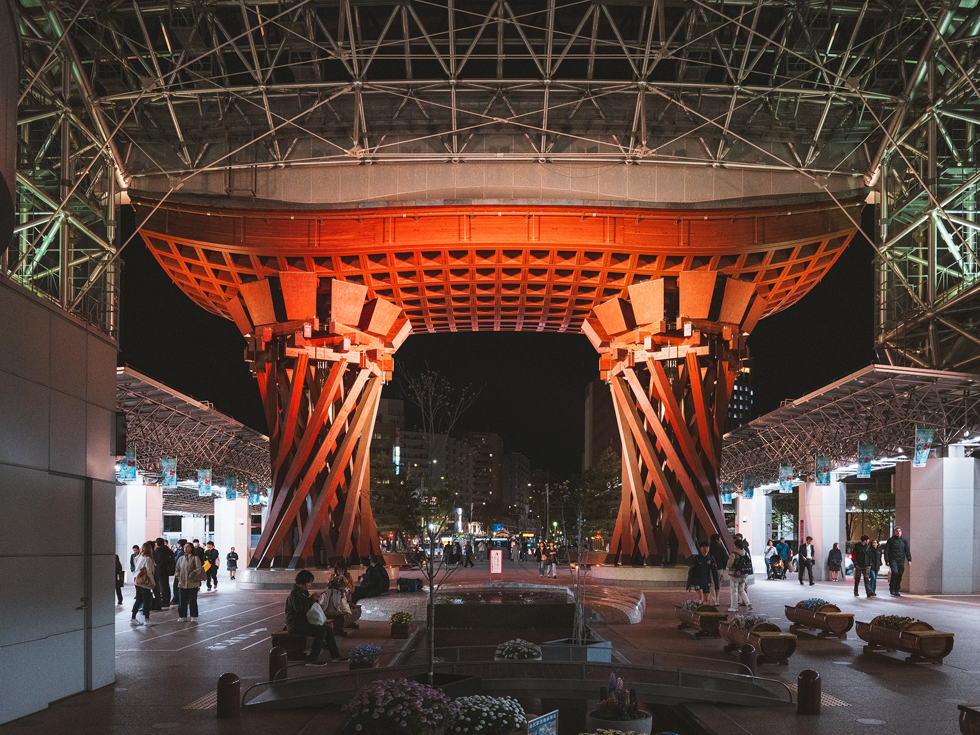 Kanazawa Station, Tsuzumi-mon Gate