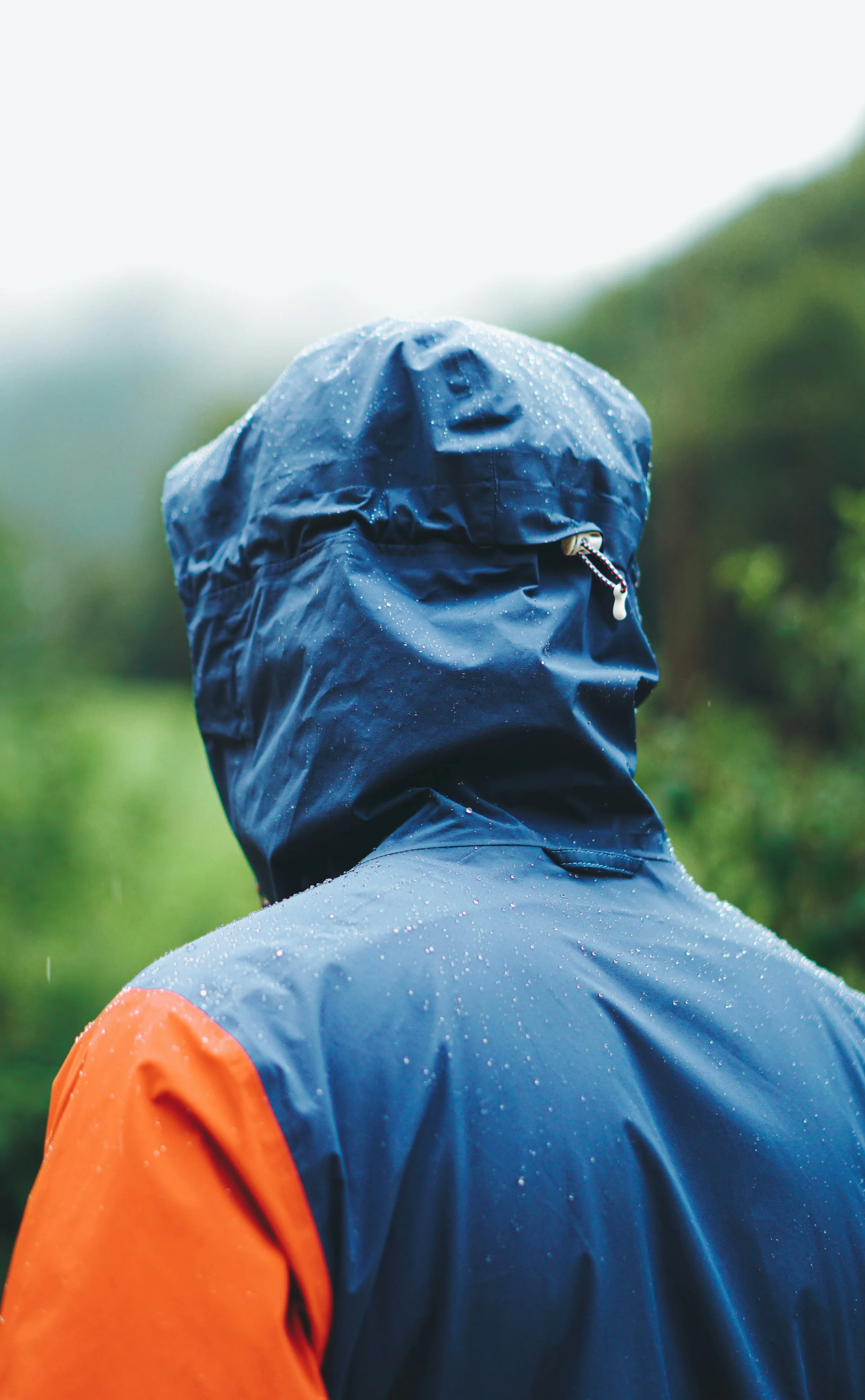 Interchangeable hood outdoor jacket