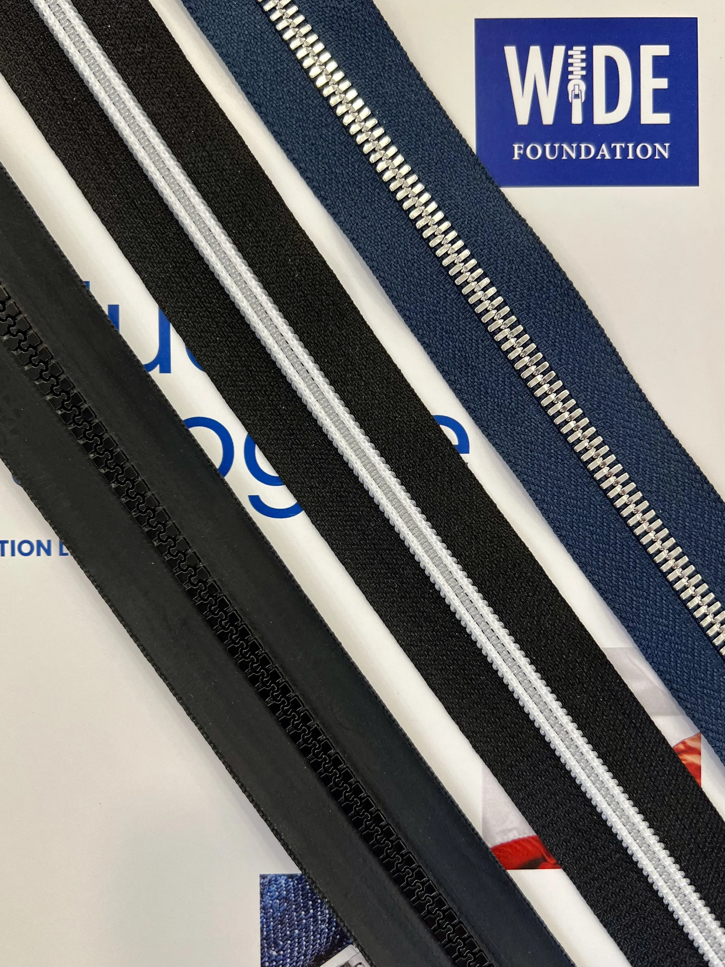 Plastic Vislon Zipper, Nylon Coil Zipper, Metal Teeth Zipper