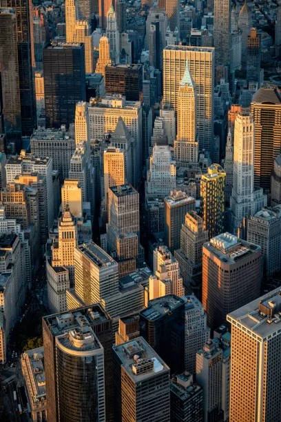 Navigating Today’s Interest Rates: What Buyers and Sellers Need to Know

