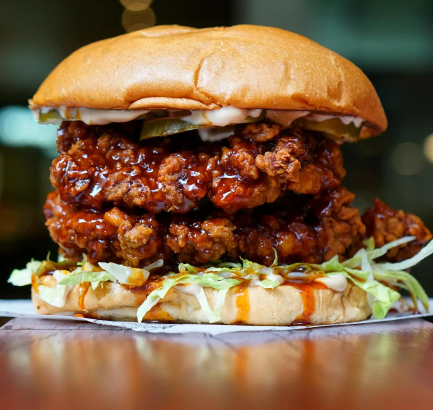 This weeks special! 

Nash City &lsquo;Wich 

Nashville Hot Chicken 
Hot Honey Sauce 
Black Garlic Aioli 
Lettuce 
Pickles 
On a Milk Bun 

Available all this week @barlucasydney