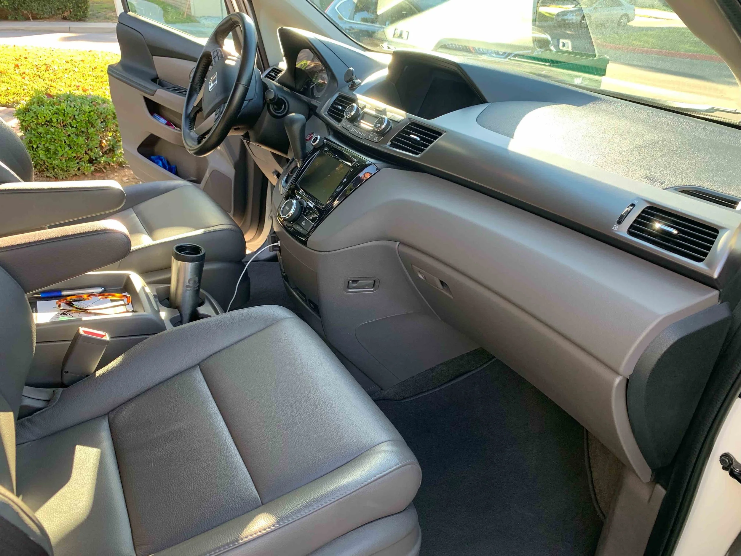 Minivan Interior Detail 1.jpg