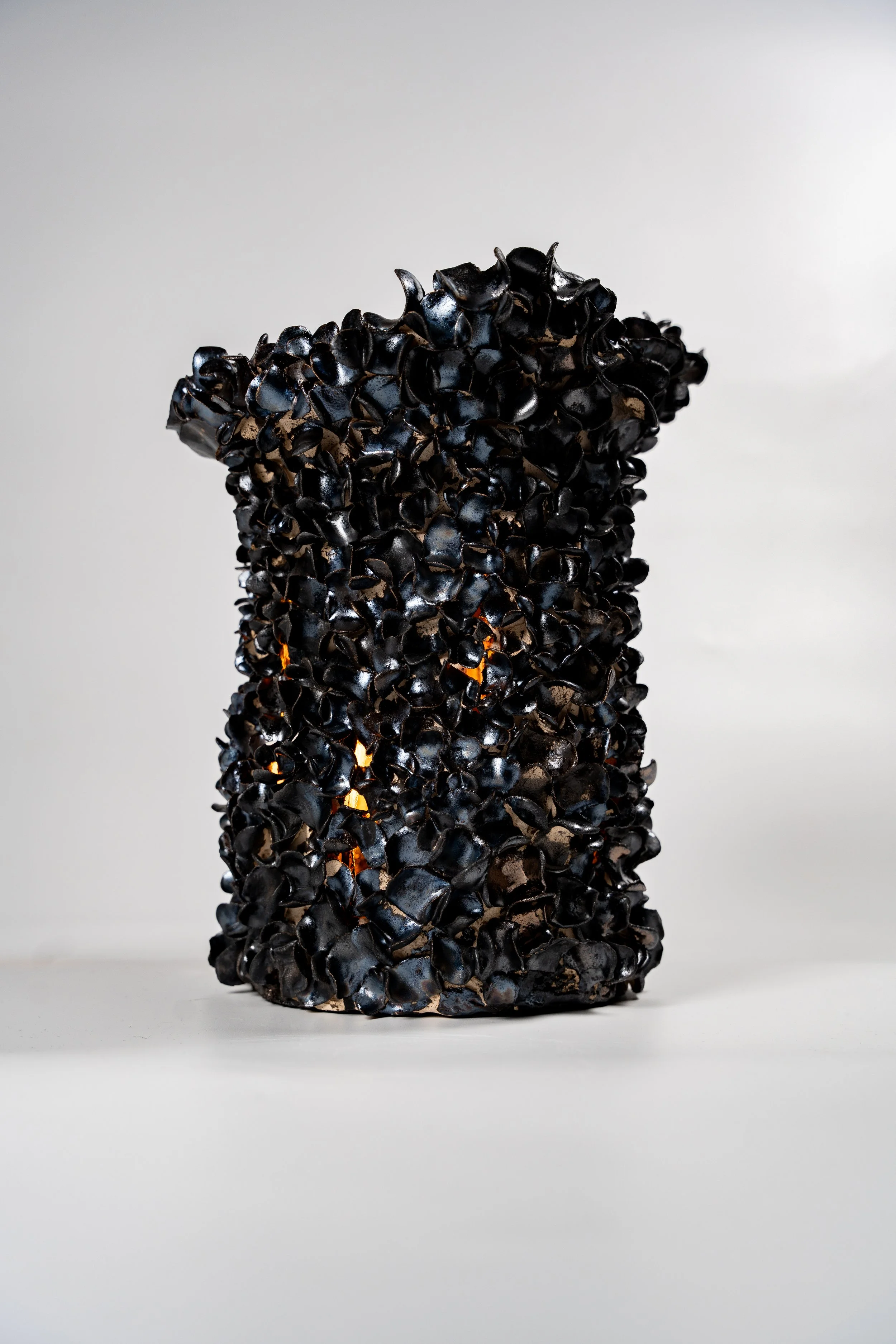 2024, Opposite, Grés, 29 x 21 x 21 cm