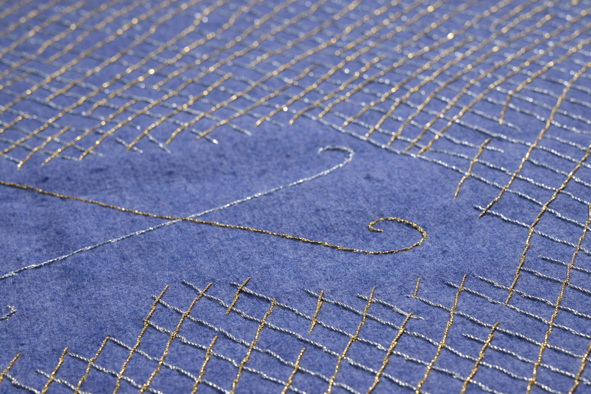 CA' CAPPELLO in feltro con filo argento e oro 150x200 cm DETTAGLIO