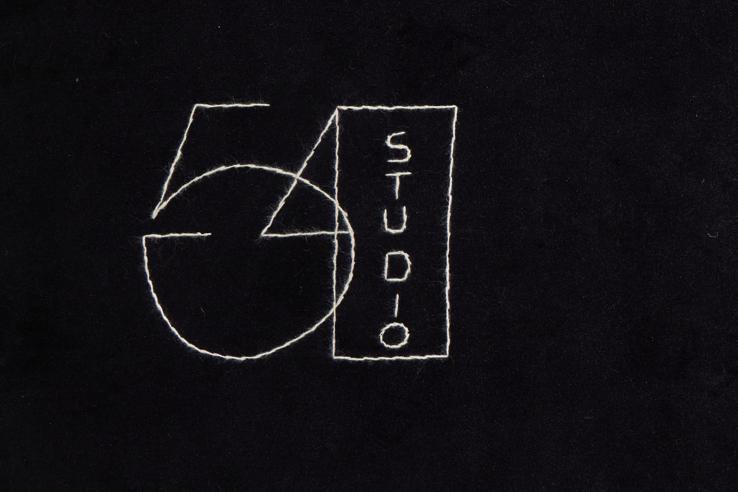 STUDIO 54  in moquette 143x270 cm DETTAGLIO