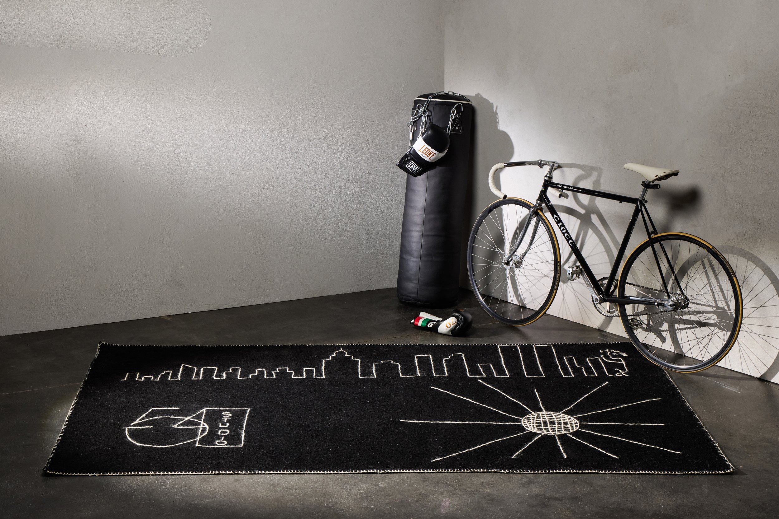 STUDIO 54  in moquette 143x270 cm DETTAGLIO