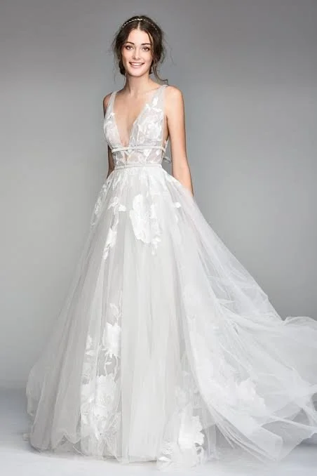 Loved Bridal Studio