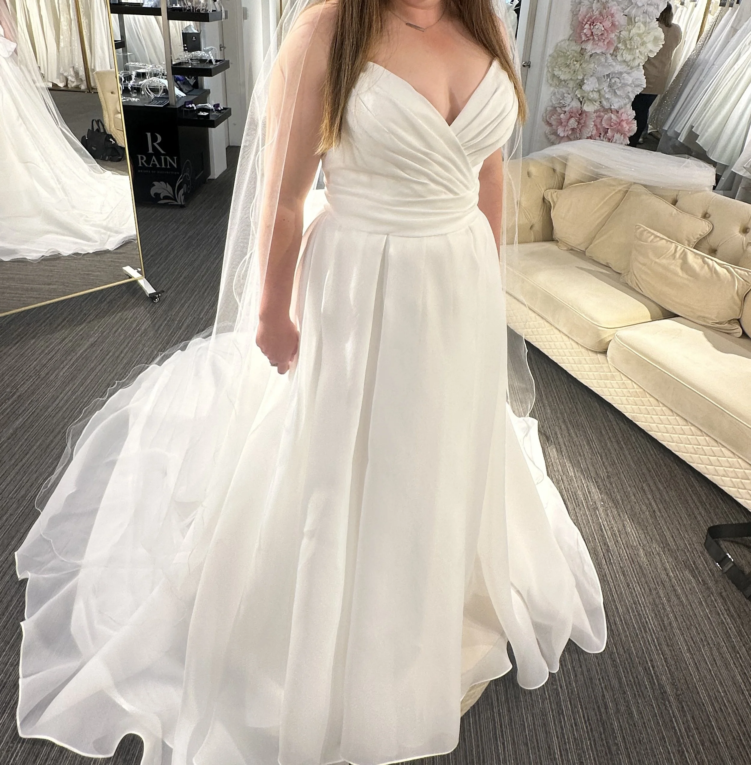 Loved Bridal Studio