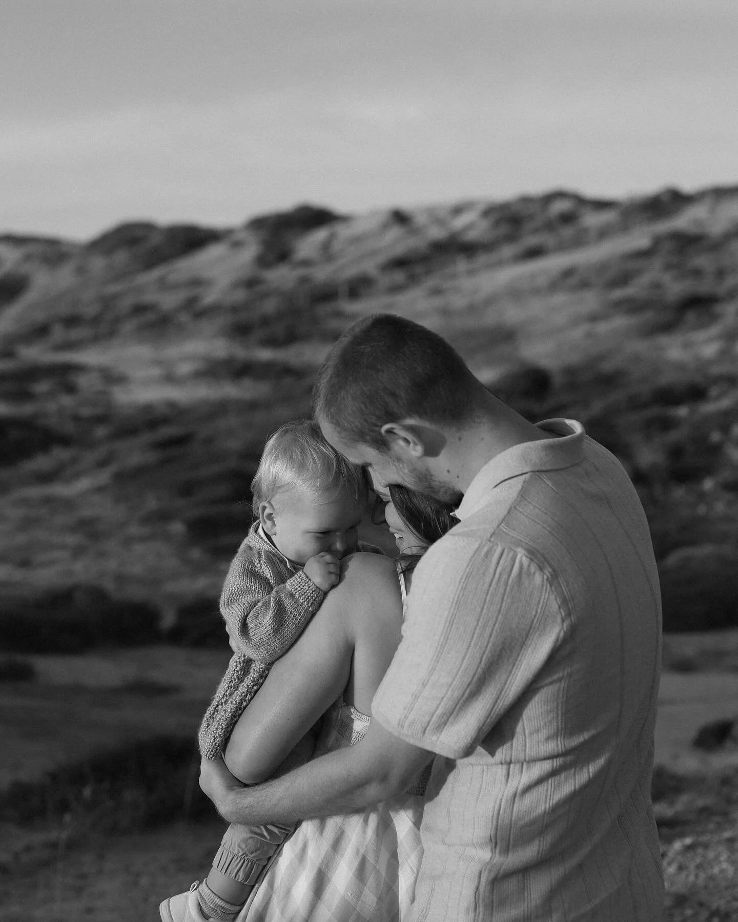 A few snaps with this gorgeous family from a while back 🌙🕊️