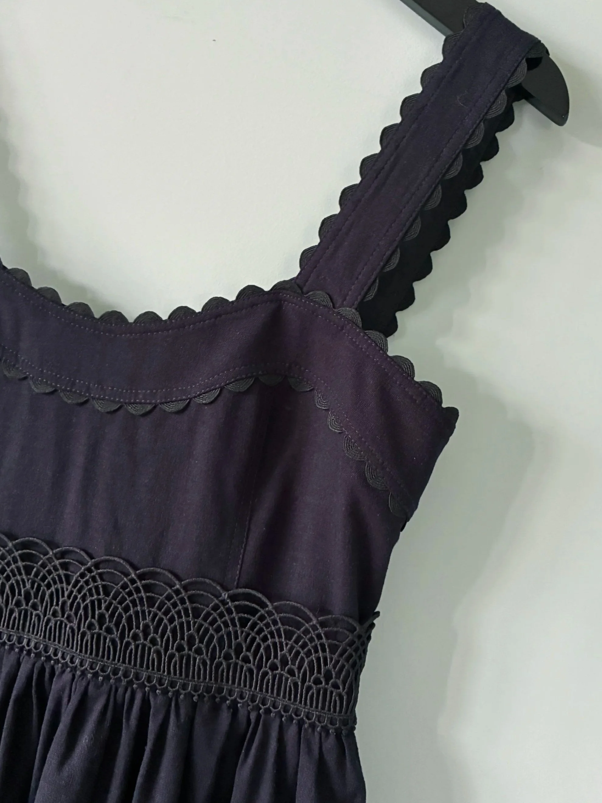 navy+dress+close+up.jpg