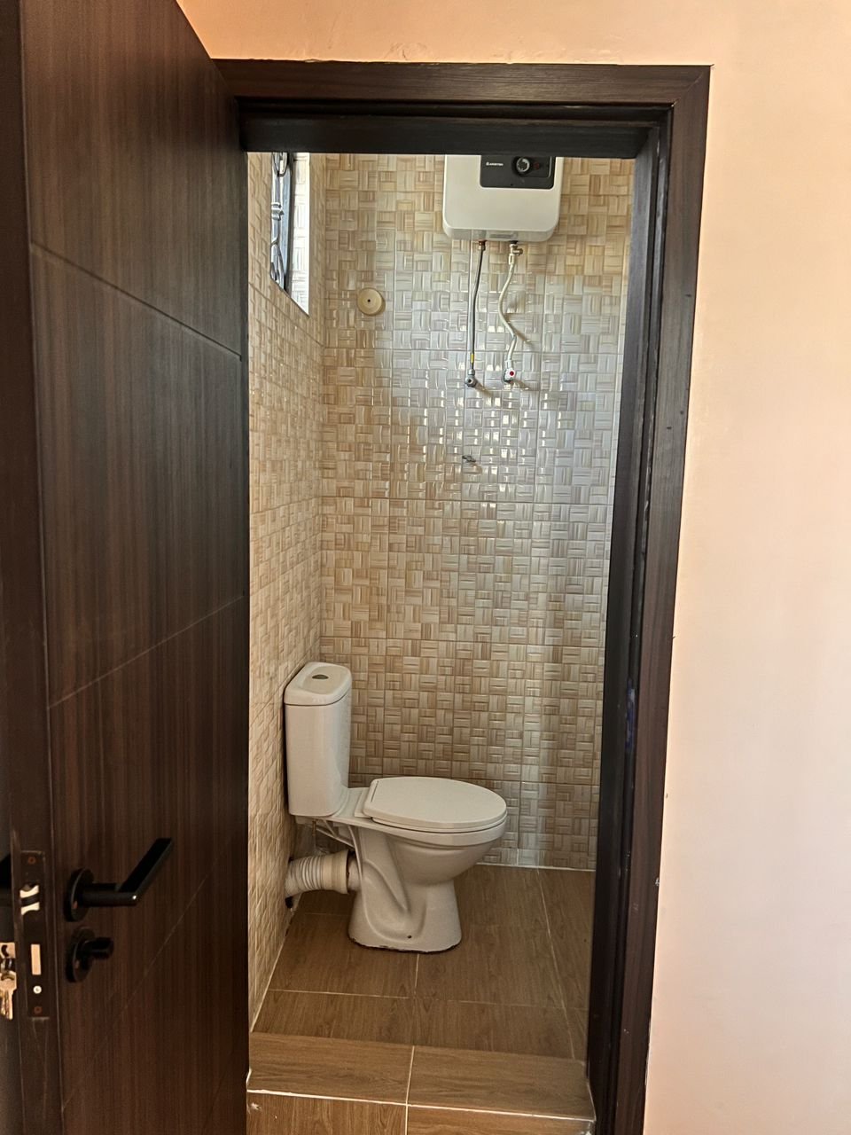 3 Bedroom Ground Floor Apartment for Rent at Maryland