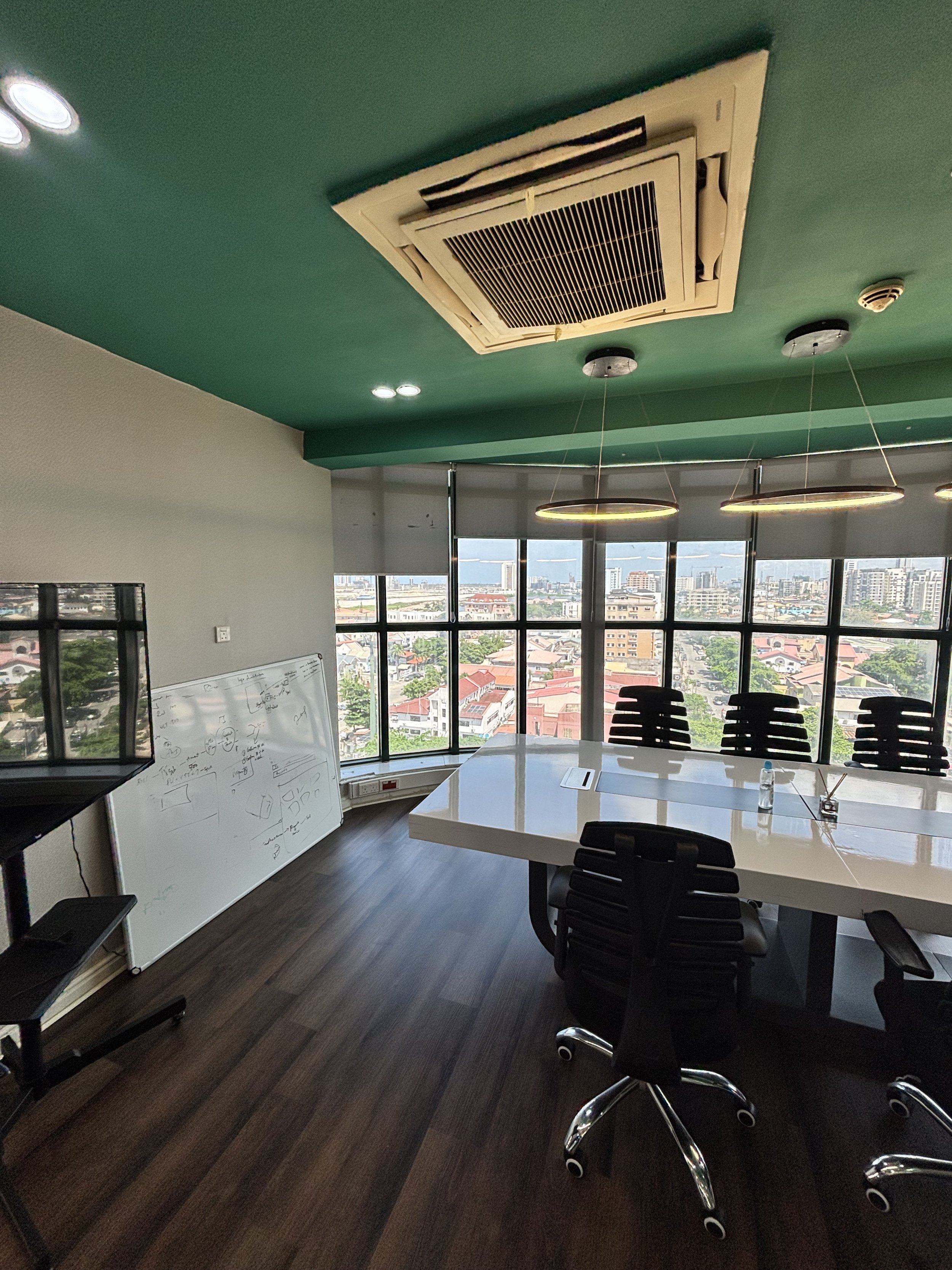 Office Space for Rent – 220sqm