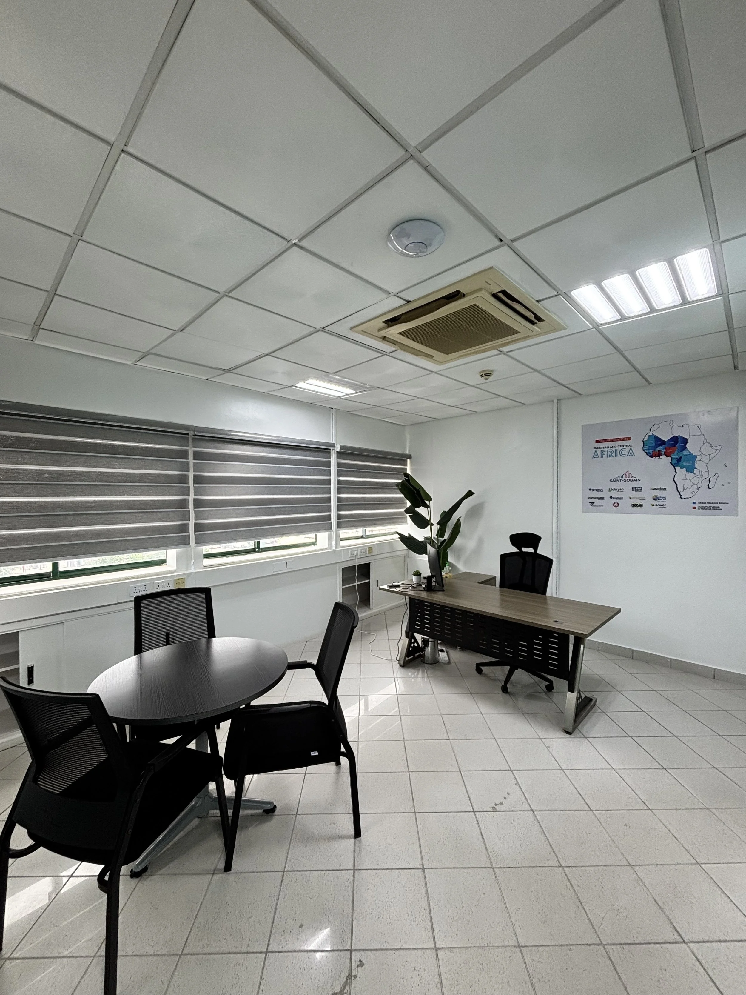 7th Floor Office Space for RENT