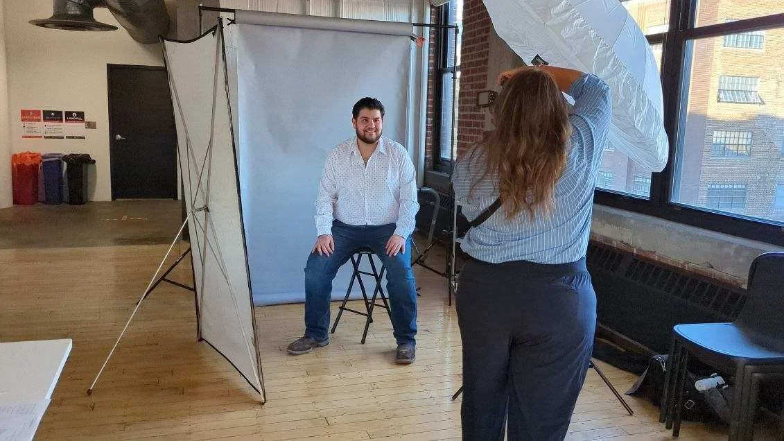 NEBRASKA FOR US, PARTNERS HOST HEADSHOTS & HAPPY HOUR