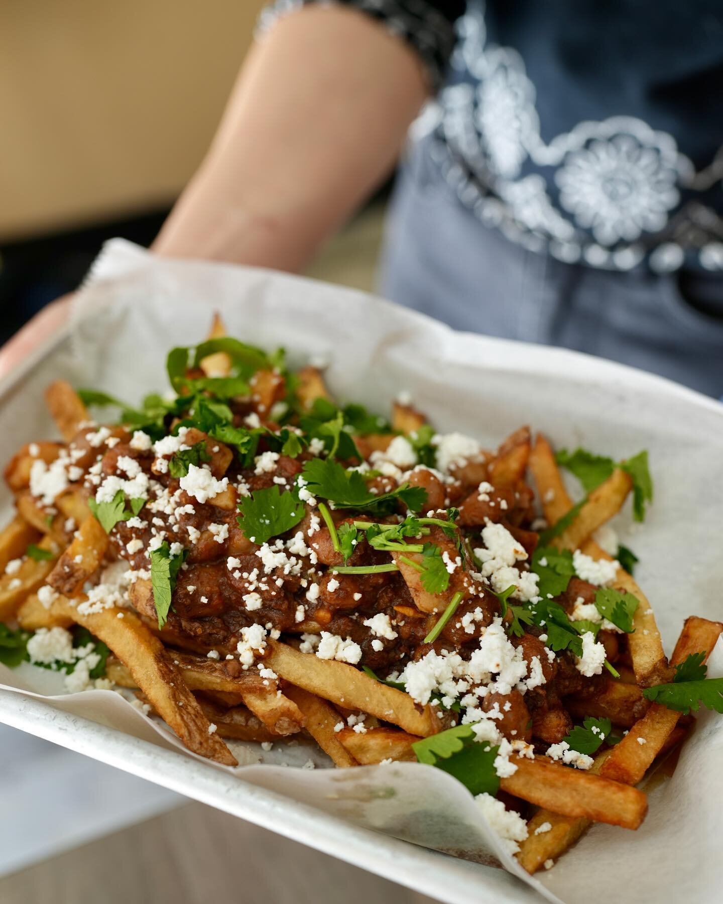 Lamb Chili Lovers, WE HEARD YOU!🌶️ We weren&rsquo;t about to let you miss out, so we&rsquo;ve whipped up a fresh batch!  Come grab a bowl, a plate of chili fries or stuffed malawach (or two) while it lasts!  This crowd-pleaser won&rsquo;t stick arou