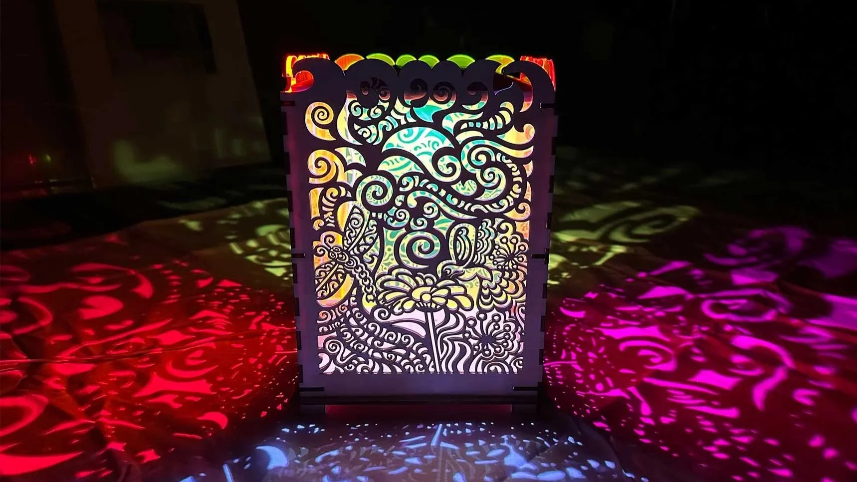 AirLamp_Table02.jpg