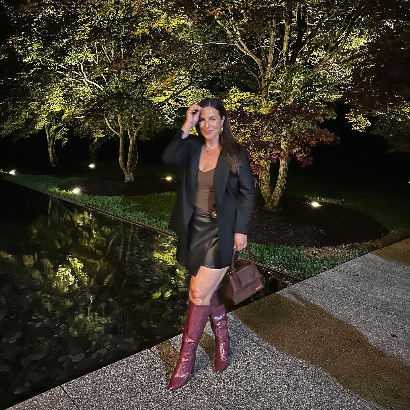 A night at the museum ✨ 
.
.
.
#phillynights #phillynetworkingevents #barnesfoundation #youngprofessional #youngprofessionalsnetwork #phillyfitness #girlsnightoutfit #midsizefashion #girlsnightout #midsizestyle #maincharacterenergy