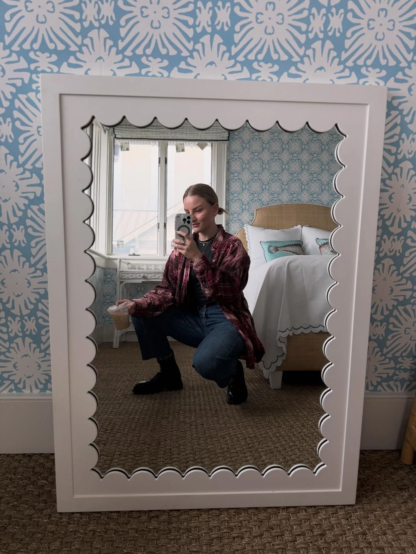 Grunge weather, grunge fit&hellip; NOT a grunge mirror 🪞 day 1 back from holiday and we&rsquo;re diving in with all the fun details at project #beachnboujee