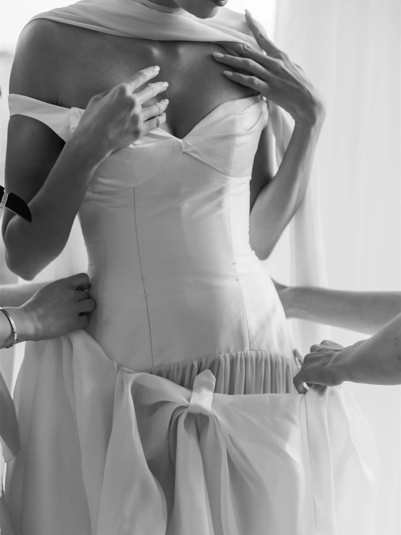 J. Andreatta Trunk Show 🤍

November 5th to 16th

We are honoured to welcome the High Society Collection by J. Andreatta to our boutique. This luxury Australian couture house is celebrated for its exquisite craftsmanship and modern femininity - desig