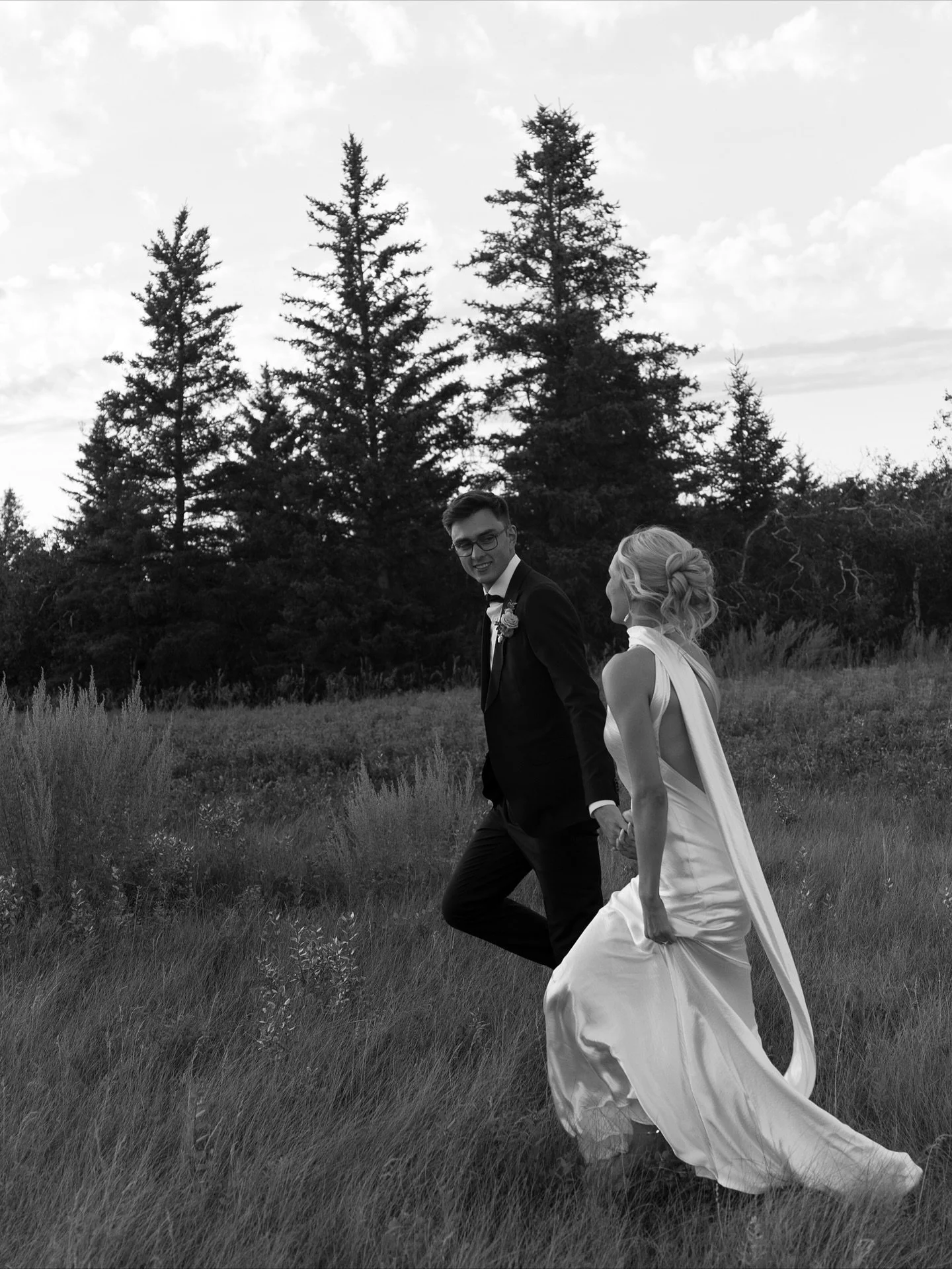 Our gorgeous bride, Renee, looking totally radiant and effortlessly stunning in Palm by @newhite_bridal.

Palm is a gown that is both sophisticated and effortless. The kind of beauty that feels both modern and timeless.  #RealBride #BlushAndRaven #Ne