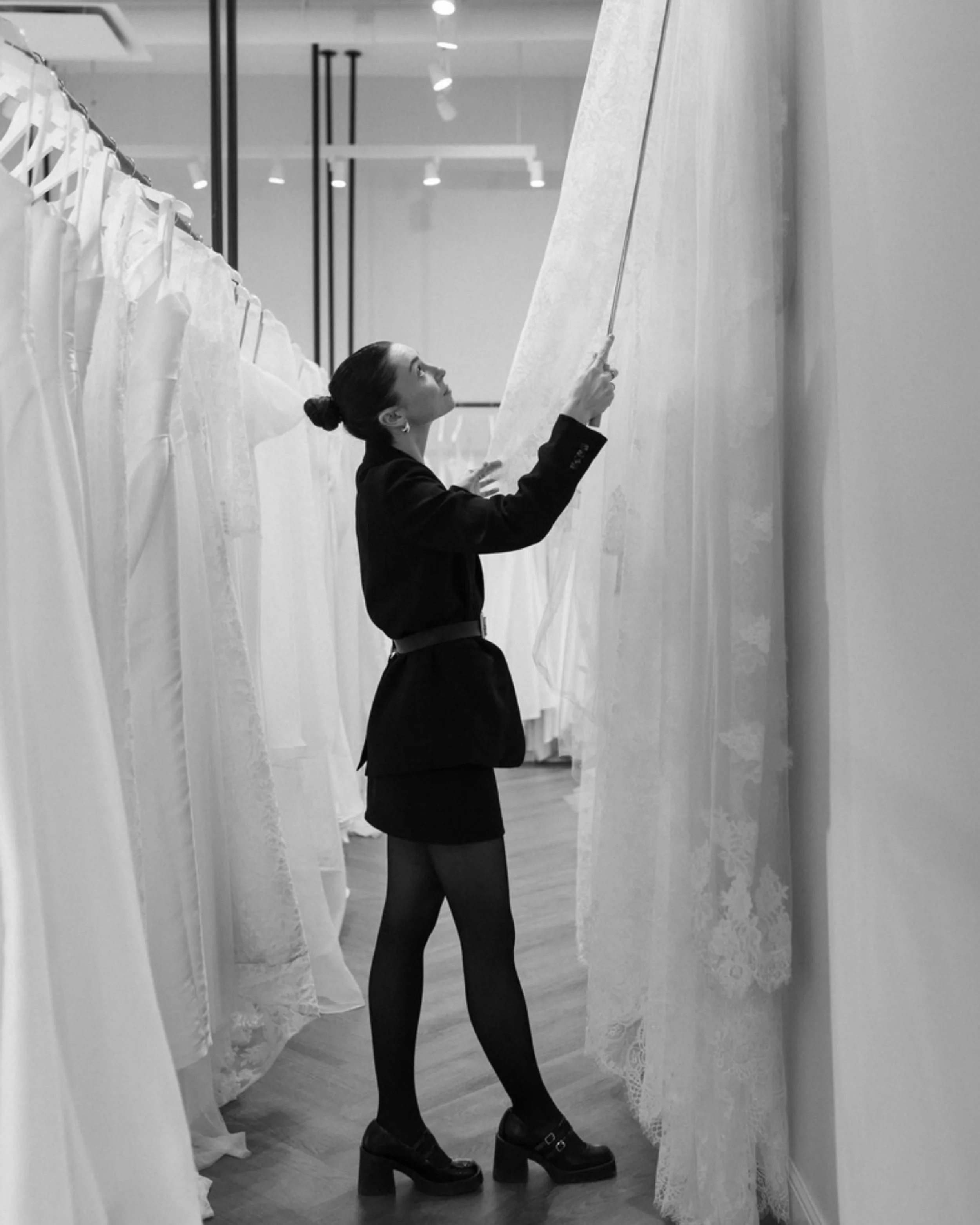 Brides, our appointments are filling up 🤍 Choose your appointment type and let&rsquo;s find you your dress.

BRIDAL STYLING
Your first step to the one. A personalized 1:1 styling session where we curate gowns based on your vision, vibe, and everythi