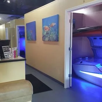 Tanning Salon 1.jpeg