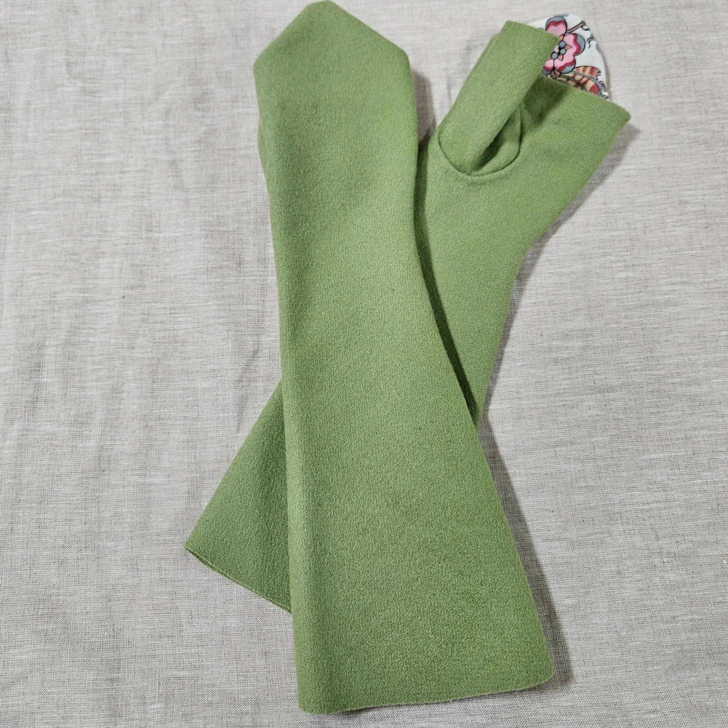 Green Wool Mitts-XS