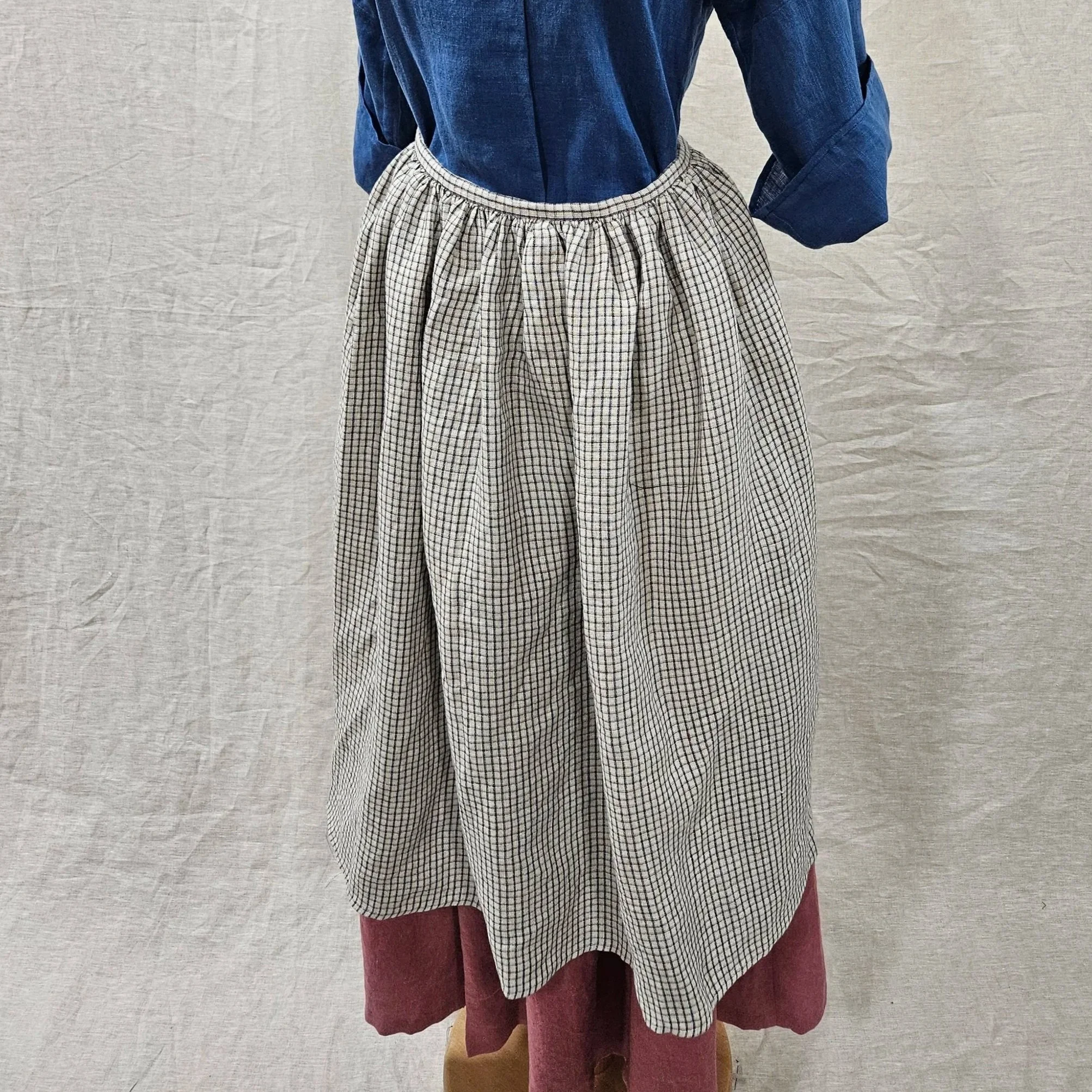 Natural Check Linen Apron
