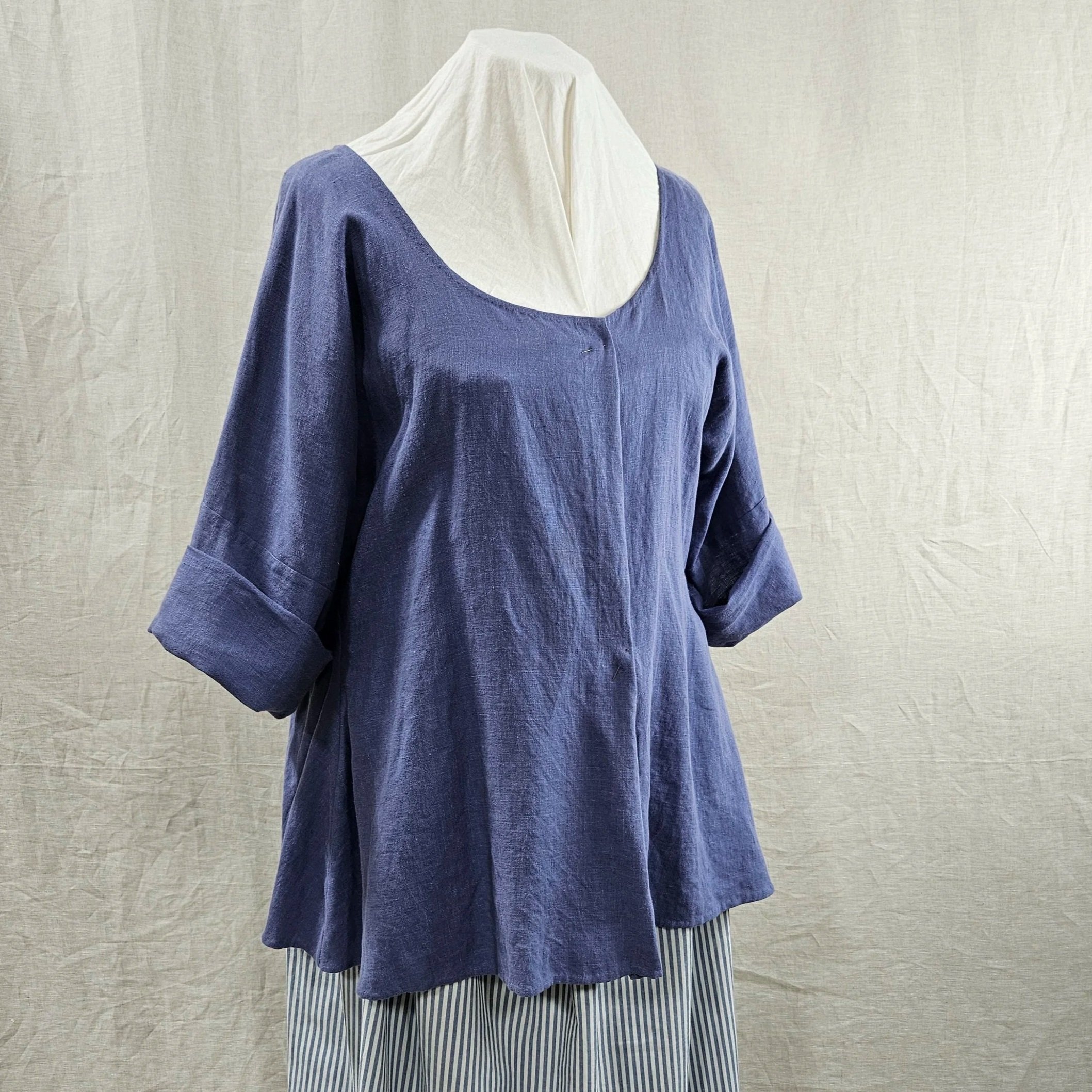 Periwinkle Linen Shortgown-XXL