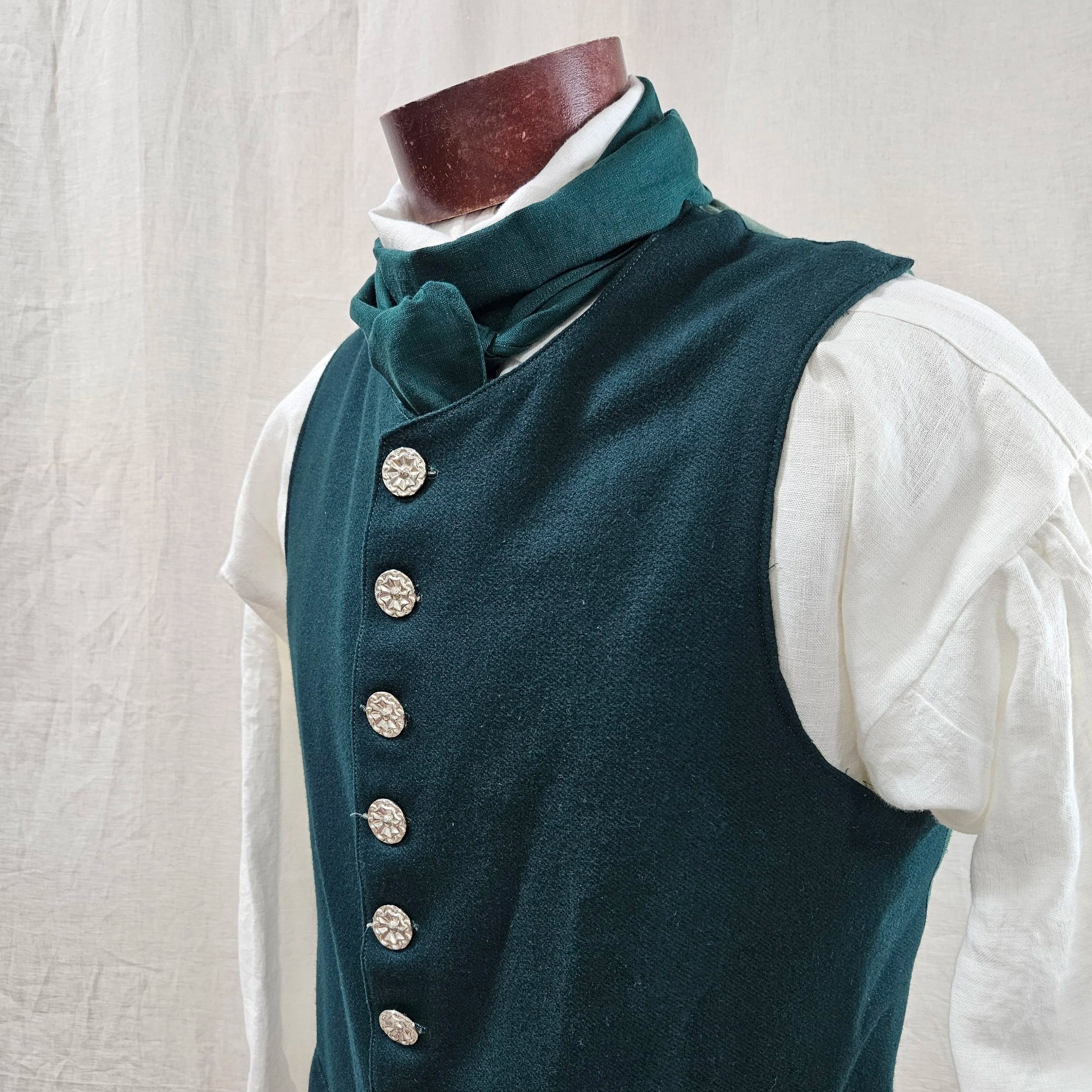 Forest Green Linen Cravat- 5"x64"