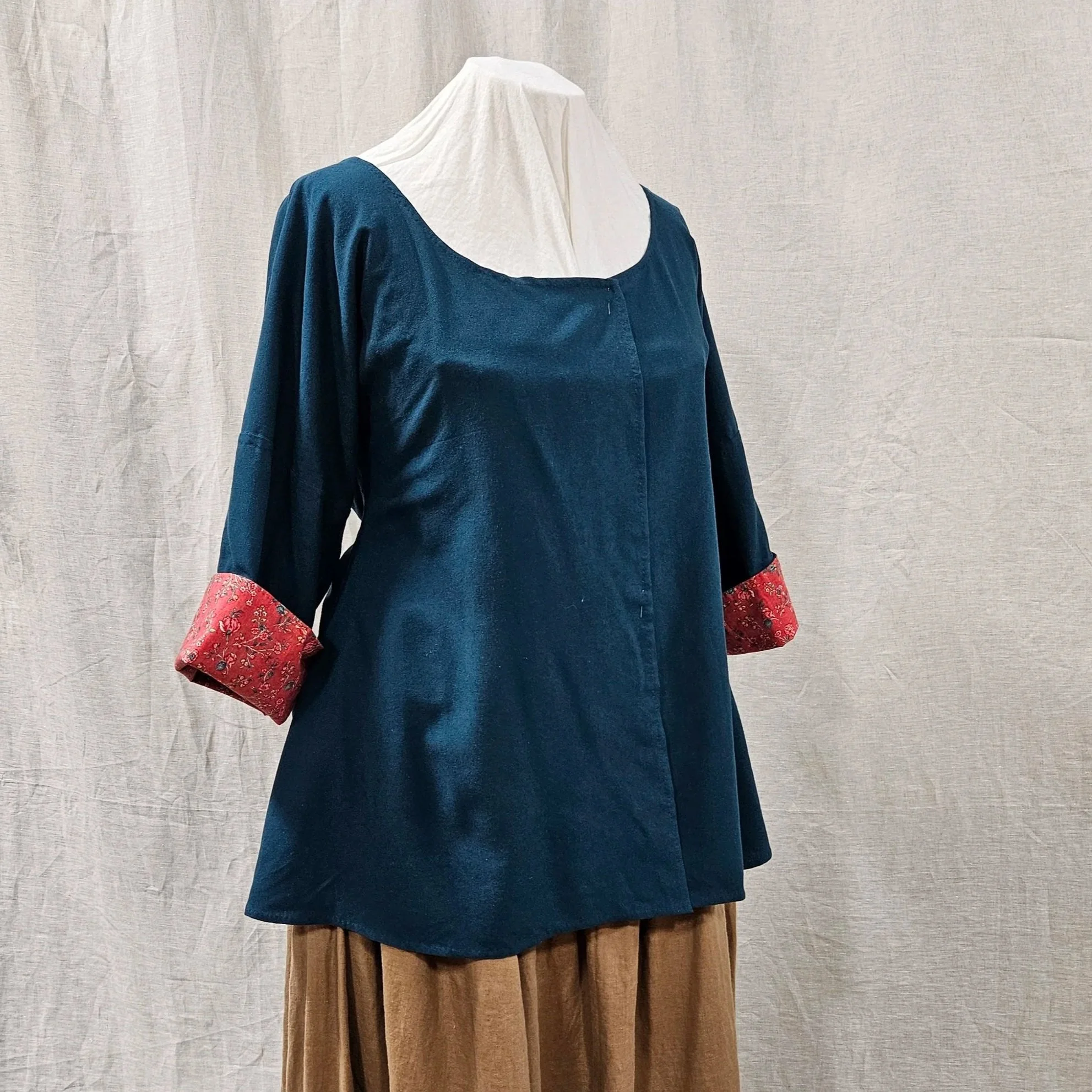 Saxon Green Linen Shortgown-XL