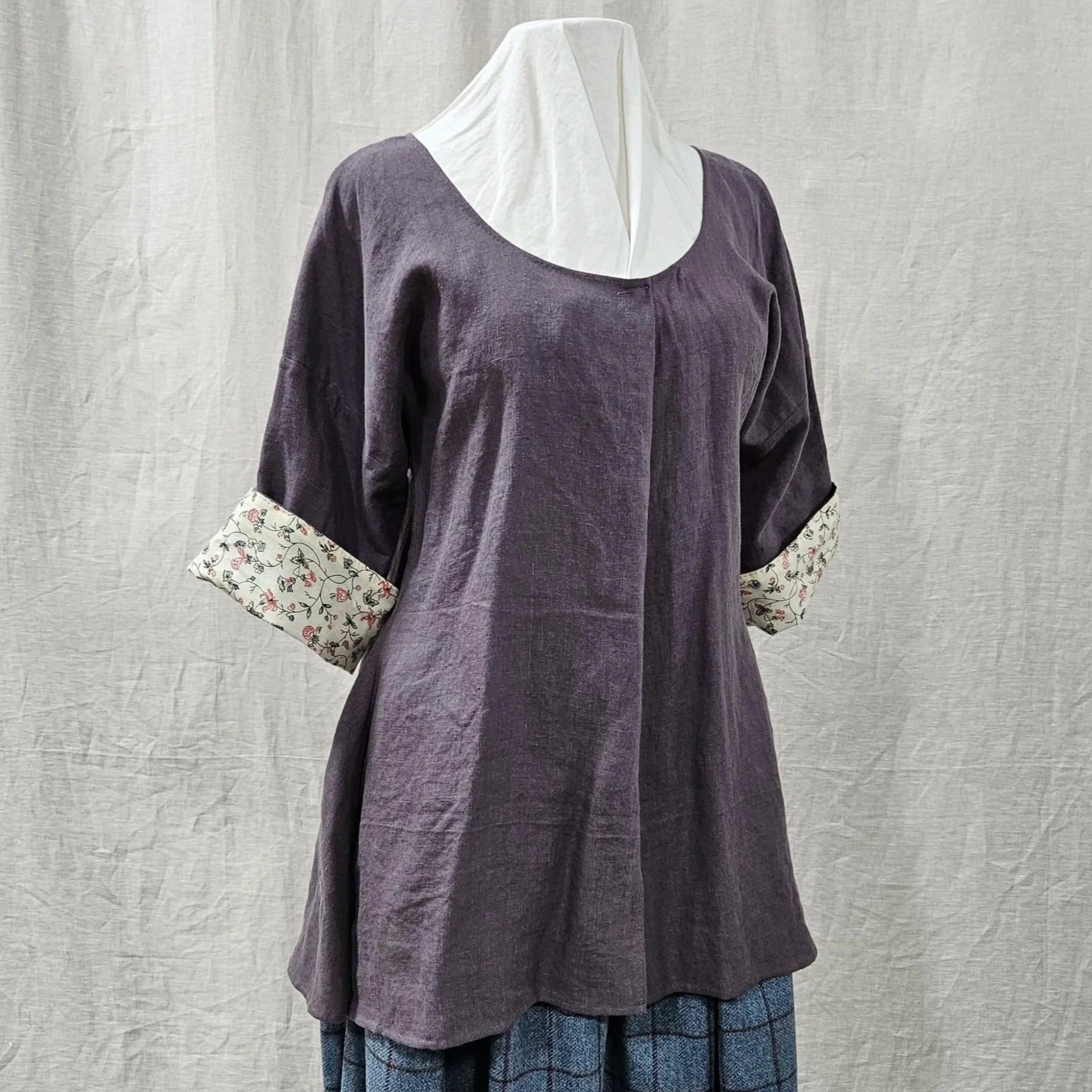 Dusty Purple Linen Shortgown-M