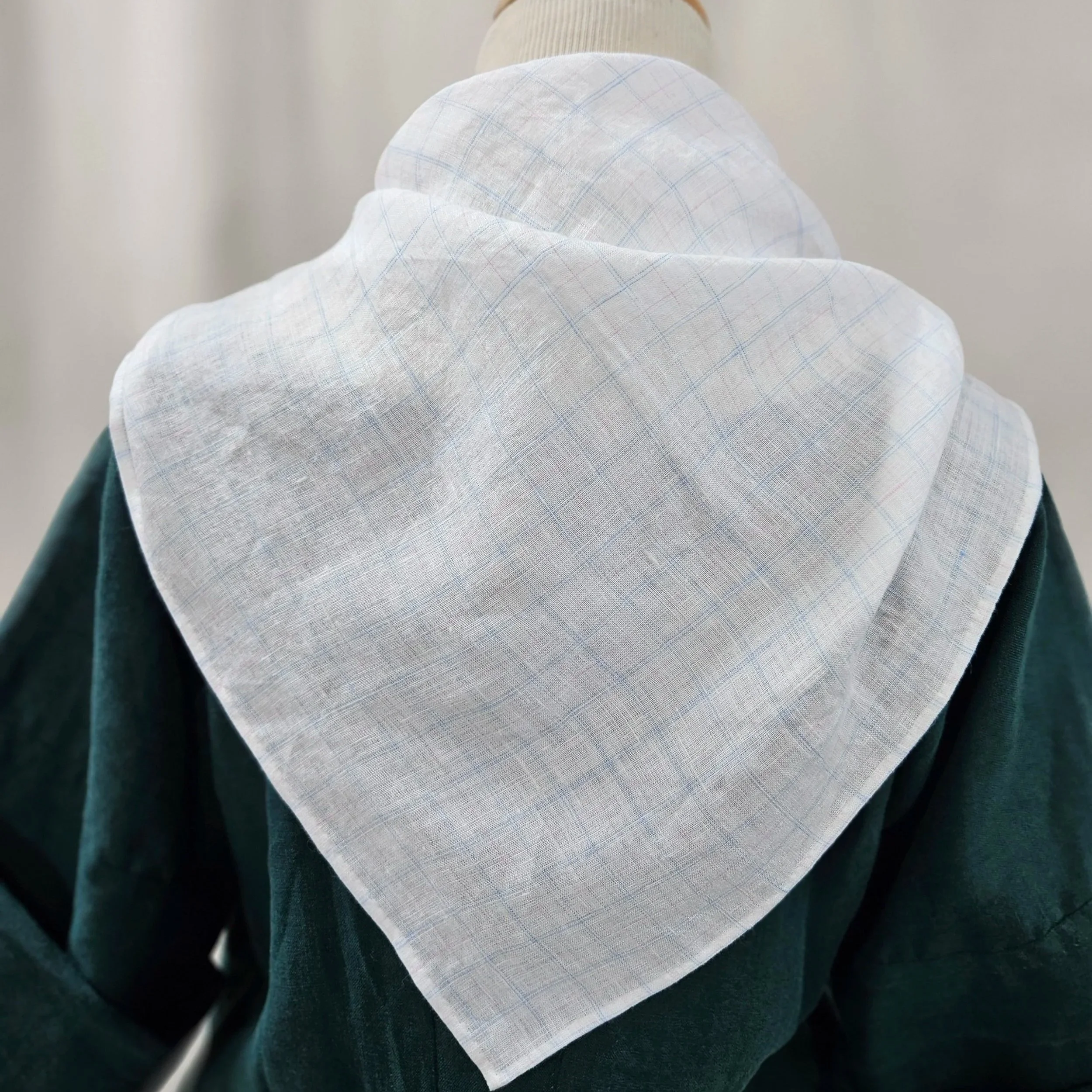 36" Tri White/Pink/Blue Check Linen Kerchief