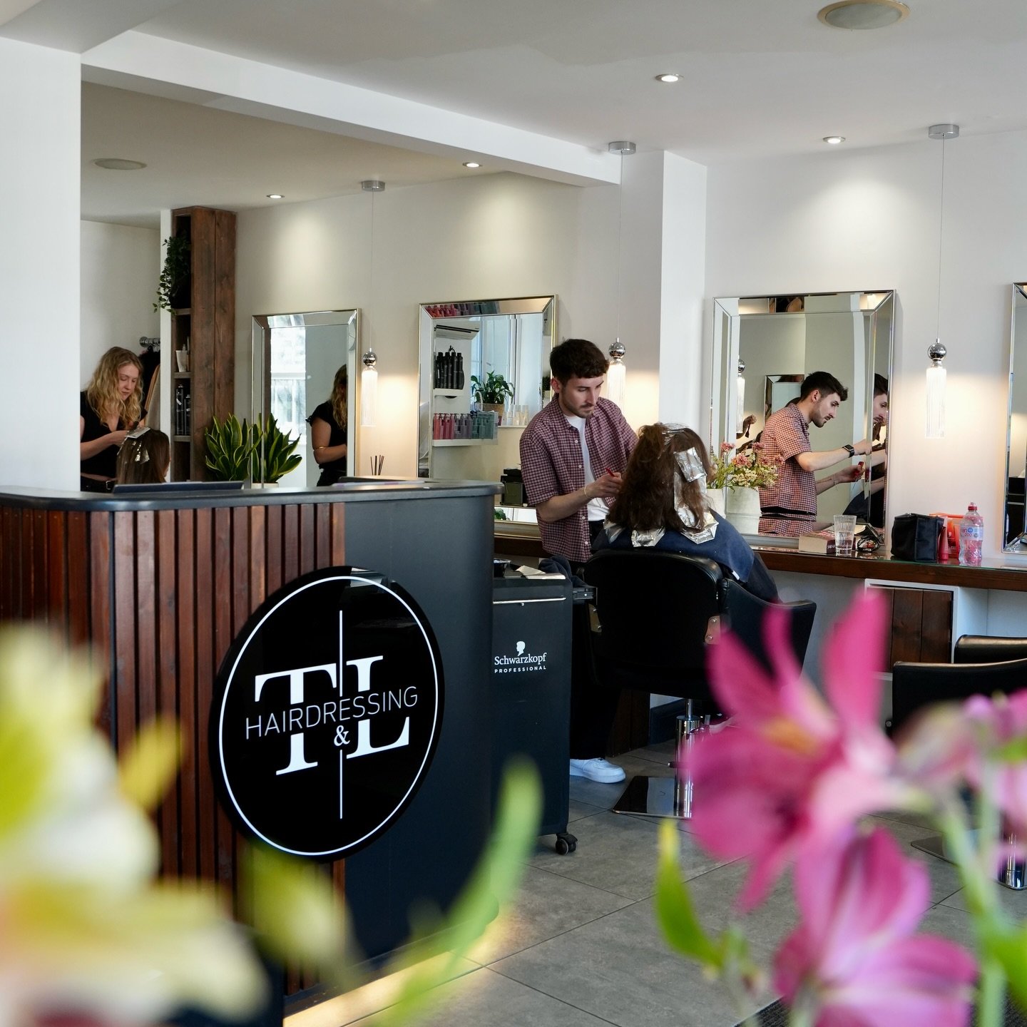 Bank holiday weekend, done properly.
A space to switch off, reset, and feel your best ✨