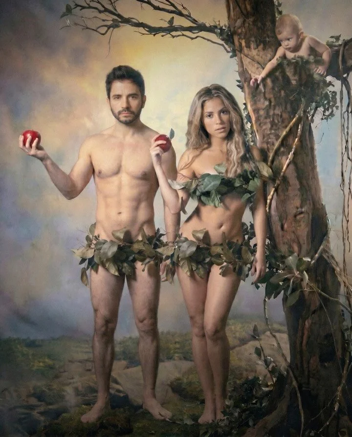 ✨🐍 Ella puso una manzana frente al mundo. Yo tambi&eacute;n.

La de @shakira fue Fijaci&oacute;n Oral, Vol. 2. 
La m&iacute;a es este art&iacute;culo.

Un ensayo sobre el arte que intenta salvarnos, la dopamina que nos domestica y una sociedad que s
