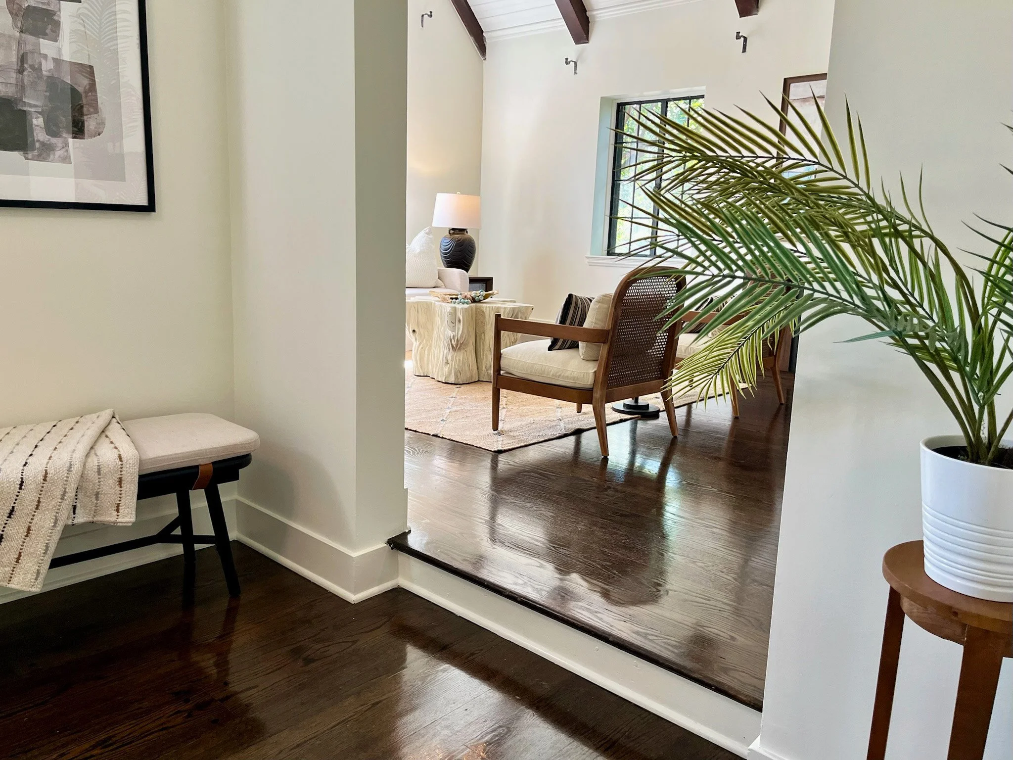 foyer - into living room.jpg