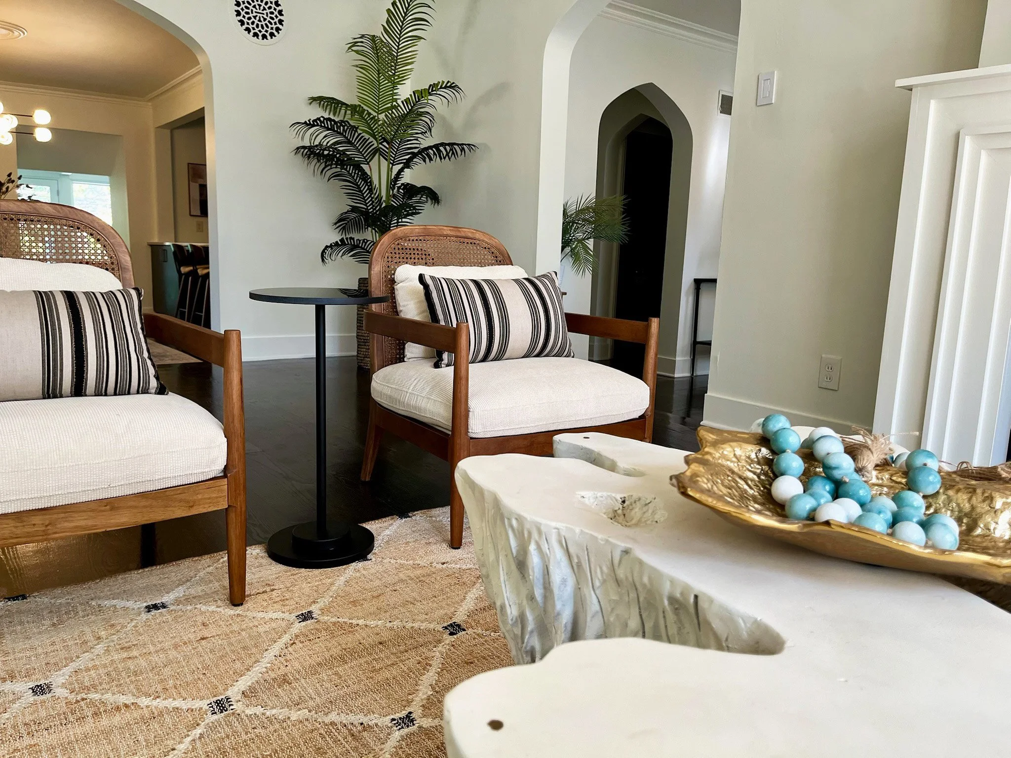 living room - tight shot.jpg