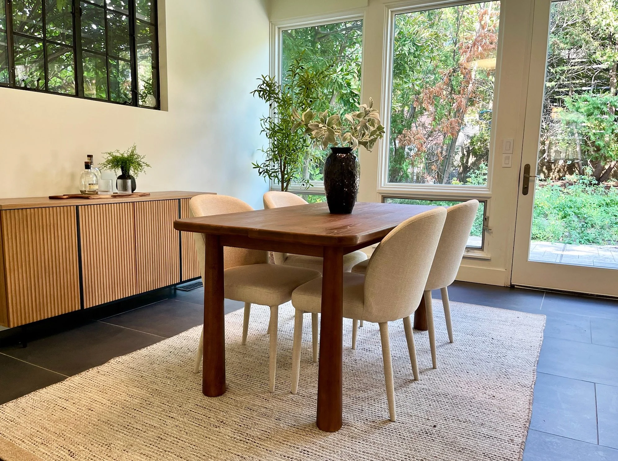 sunroom dining room.jpg