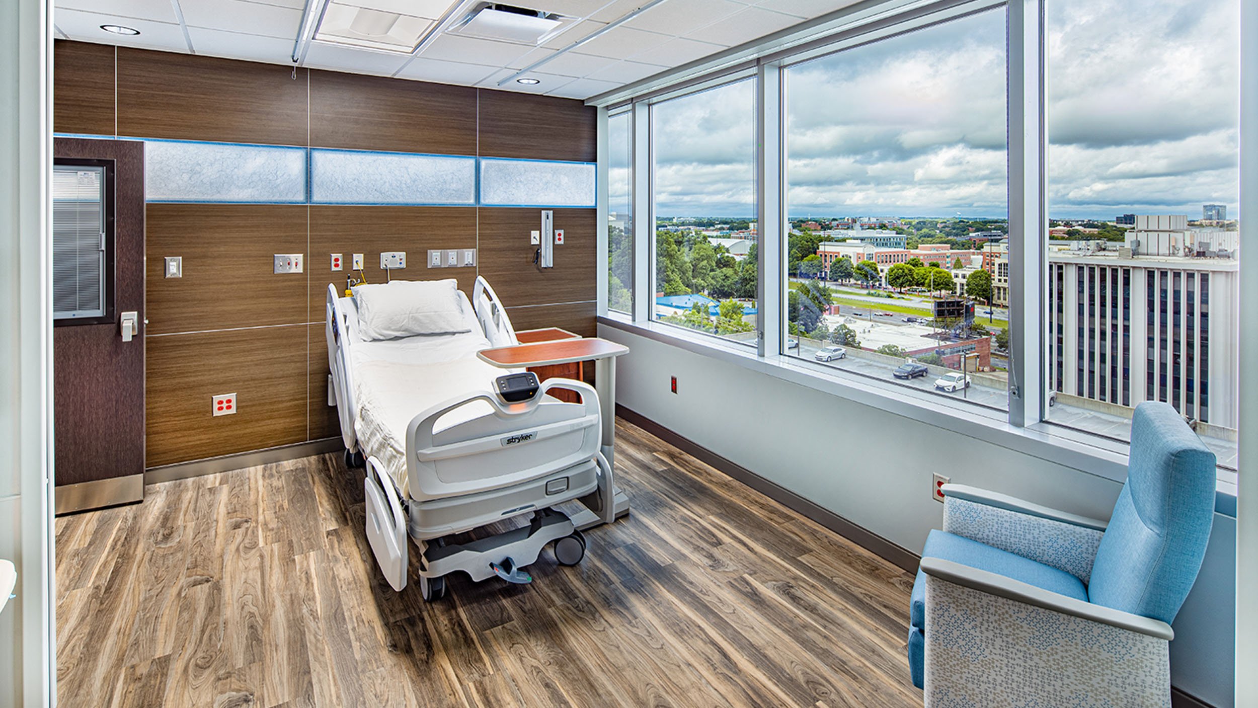 NSH Atlanta Midtown ASC Patient Room 2_Int.jpg