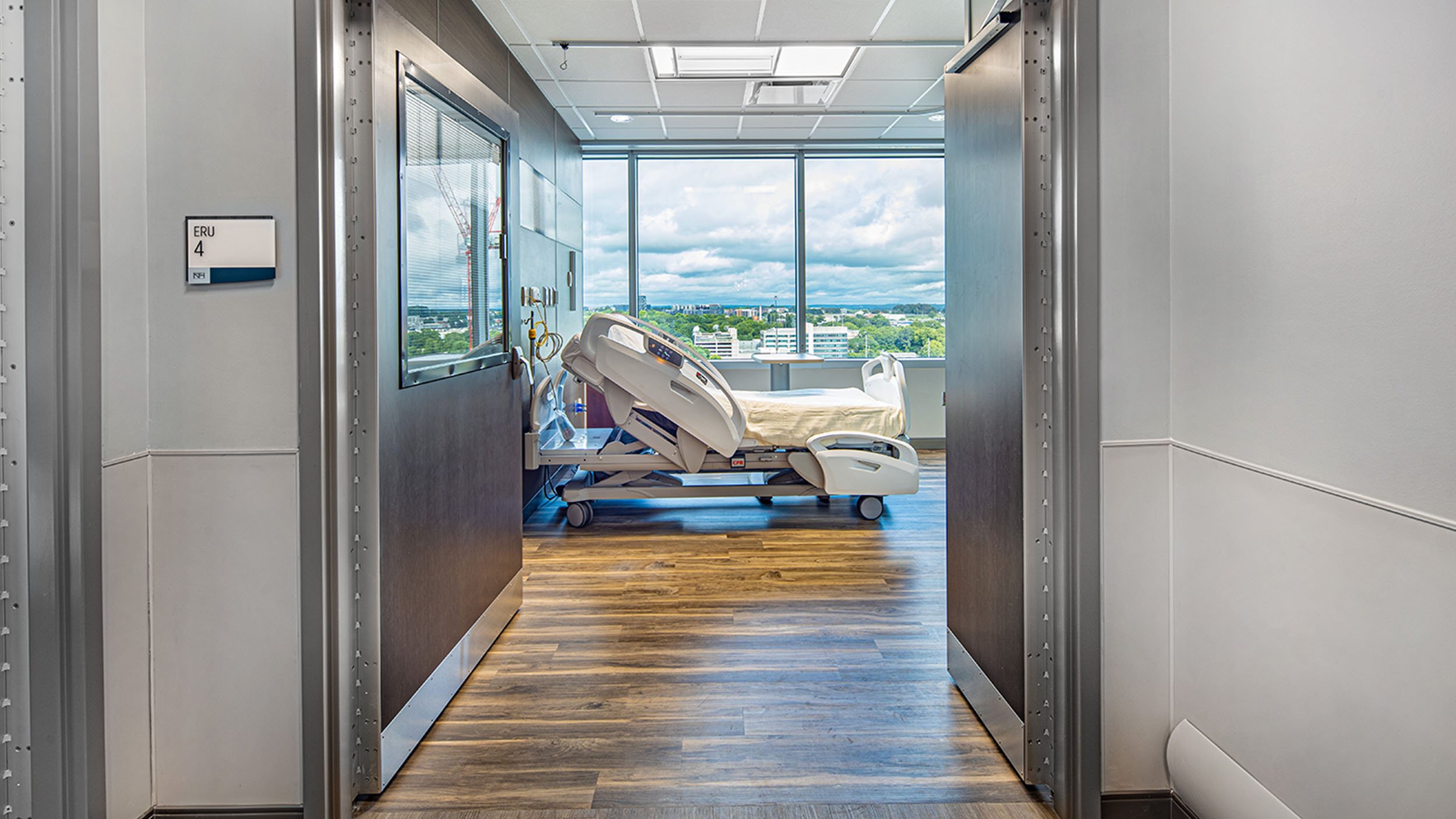 NSH Atlanta Midtown ASC Patient Room 3_Int.jpg