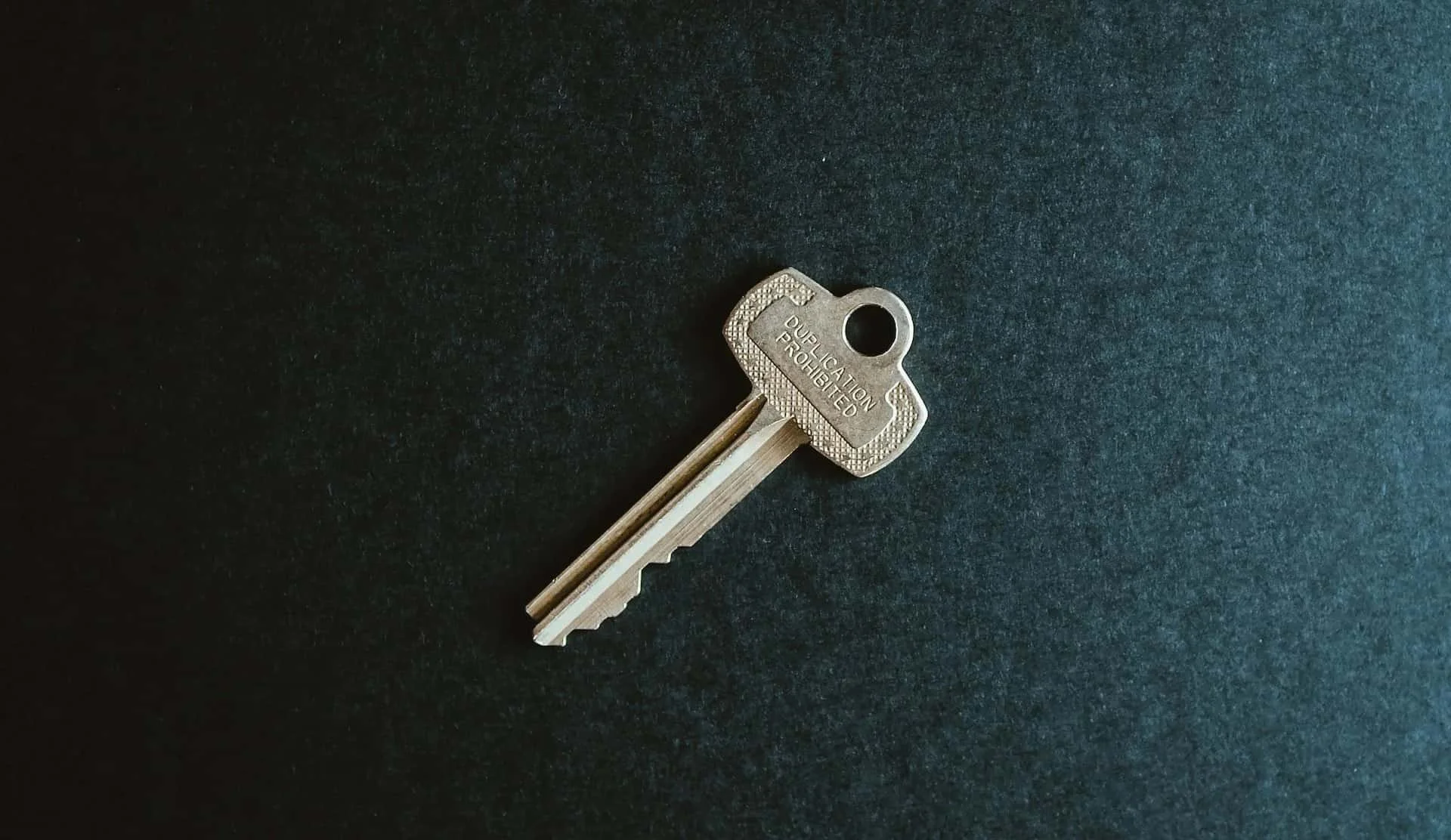 Benefits of Hiring a Locksmith for Commercial Properties