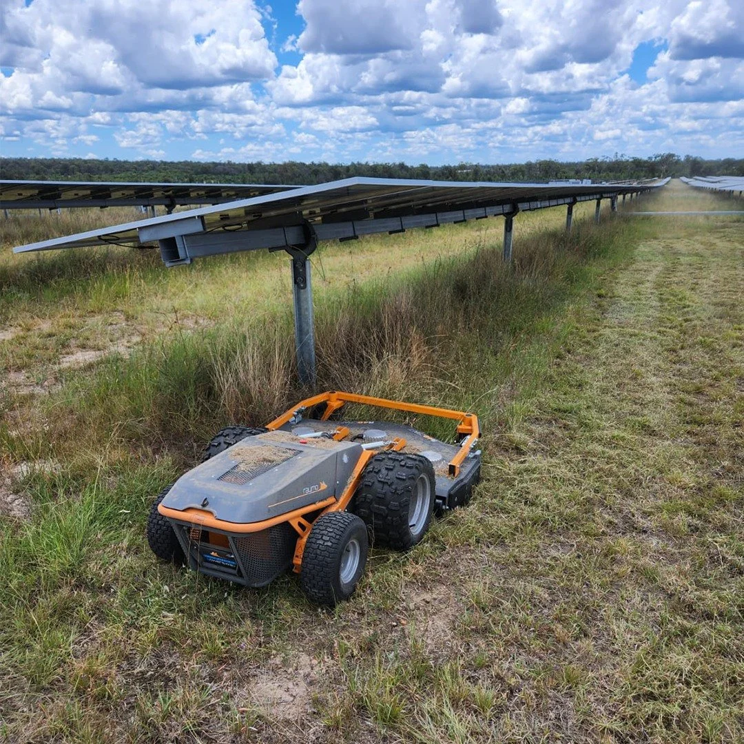 How low does your mower go? Raymo is only 50cm high so it handles solar panels, low branches and other low clearance spaces with ease.

Raymo is a fantastic tool for vegetation management at solar parks. Avoid manual trimming work. Starting at $49,40