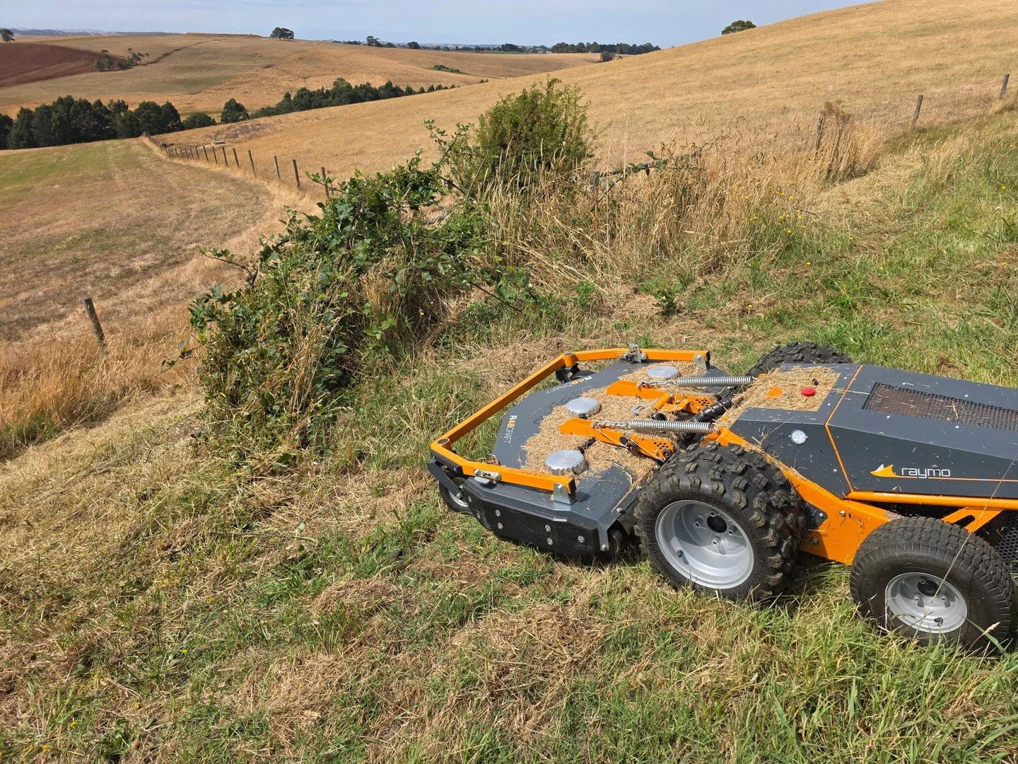 Raymo&rsquo;s deck design delivers uniform cutting performance across slopes and uneven surfaces.

Precision results.

Site after site.

Need a commercial solution fast?
➡️ Book an on-site demo with a Raymo specialist today: www.raymo.au/book-demo

#