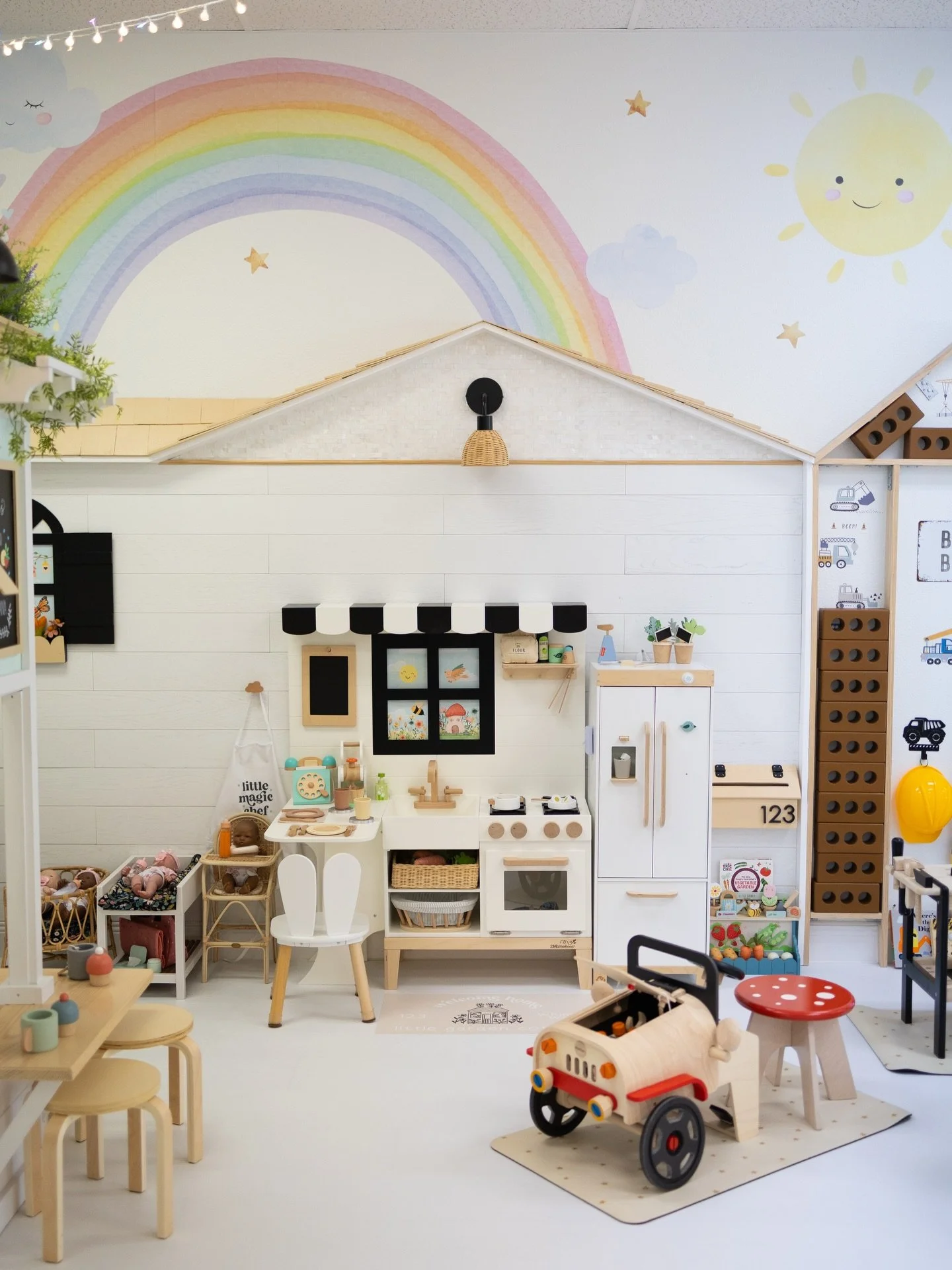 Reason #146 to visit Little Magic Playland: it feels like home ❤️

A place that&rsquo;s cozy, comforting, thoughtfully designed, and full of everyday magic. 

Our space was created to be more than just somewhere to play. It&rsquo;s a place where fami