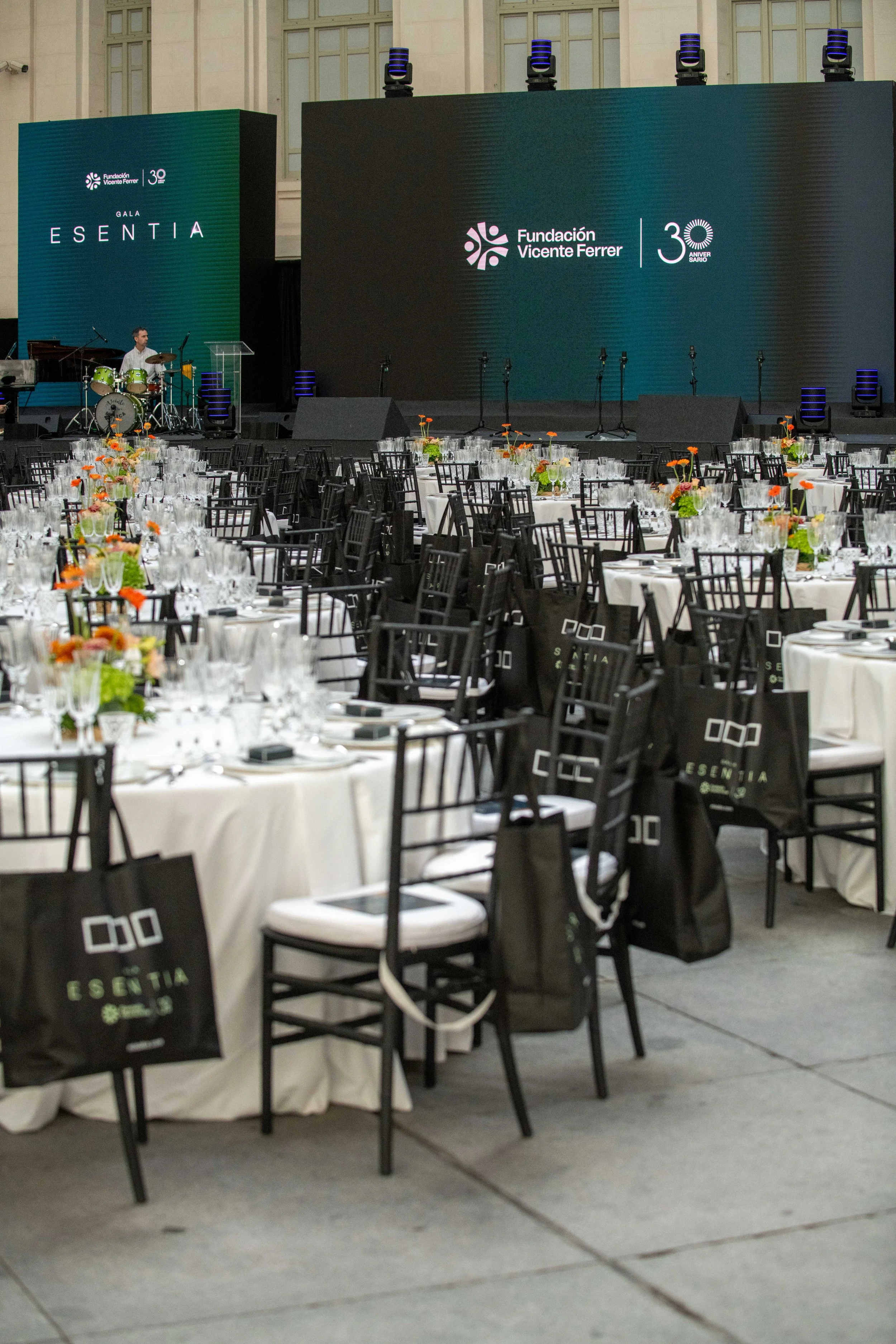 ESENTIA GALA-15.jpg