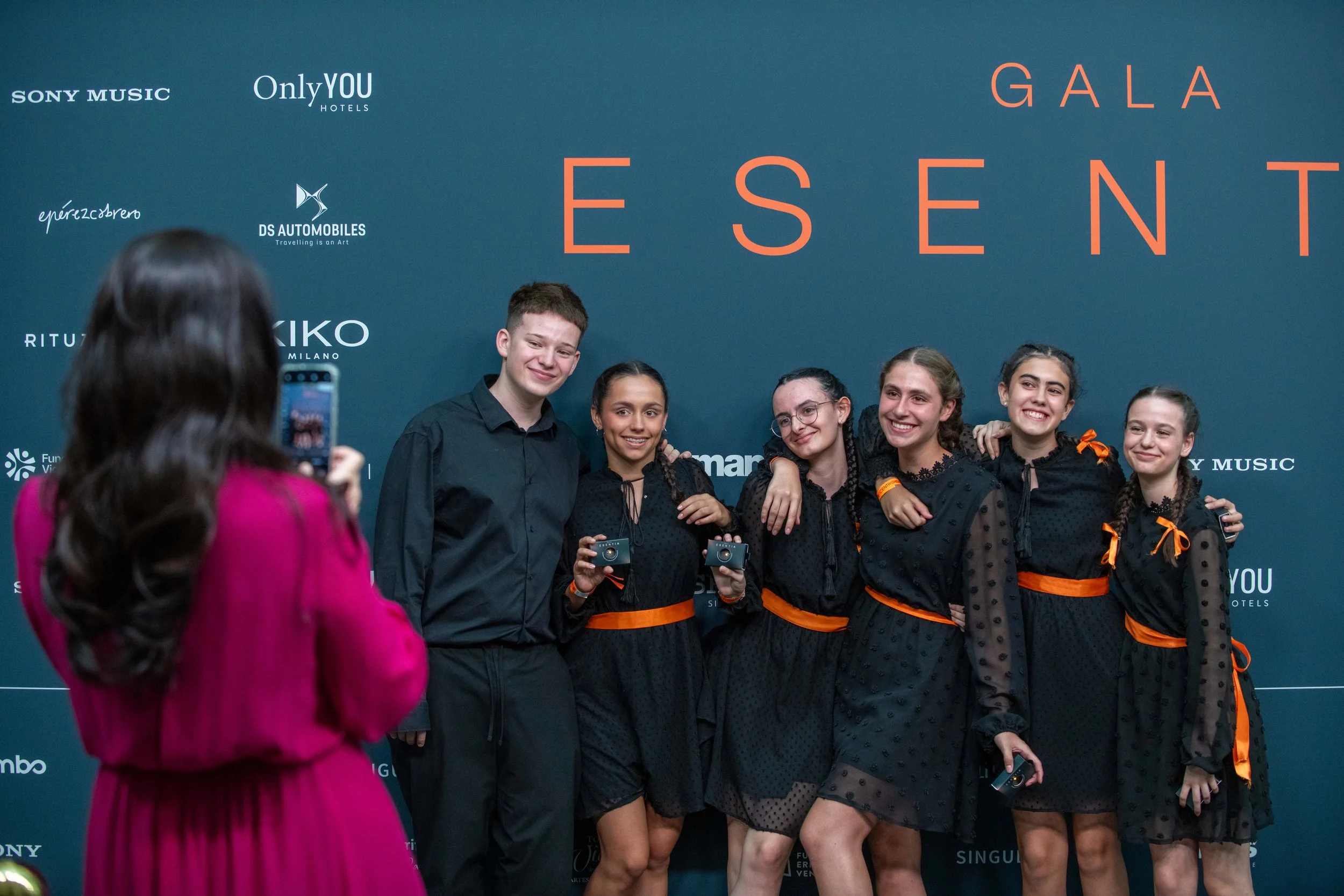 ESENTIA GALA-24.jpg